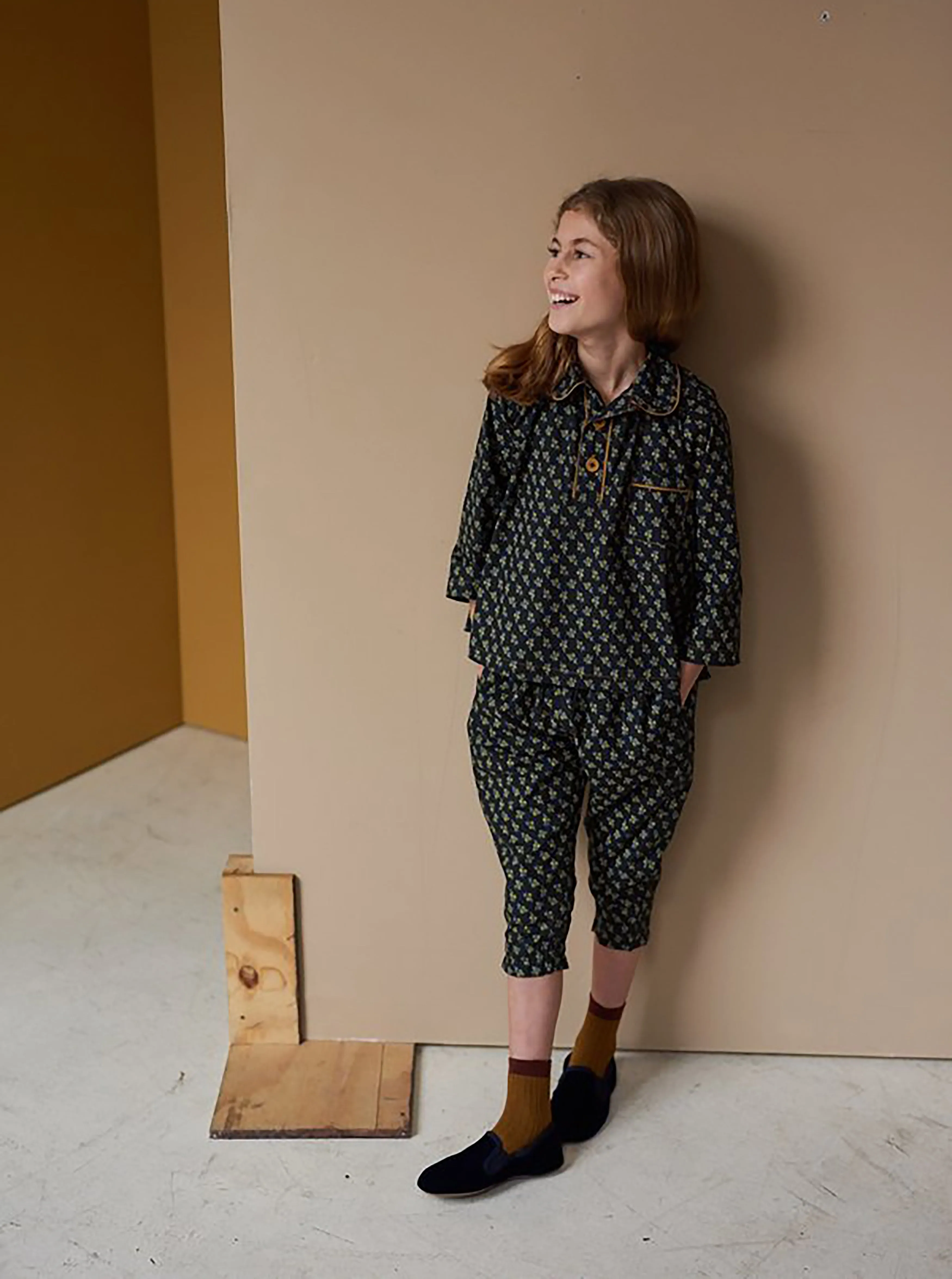 [3y] Caramel Baby & Child Woodpigeon Trousers in Black/Yellow Small Floral Print