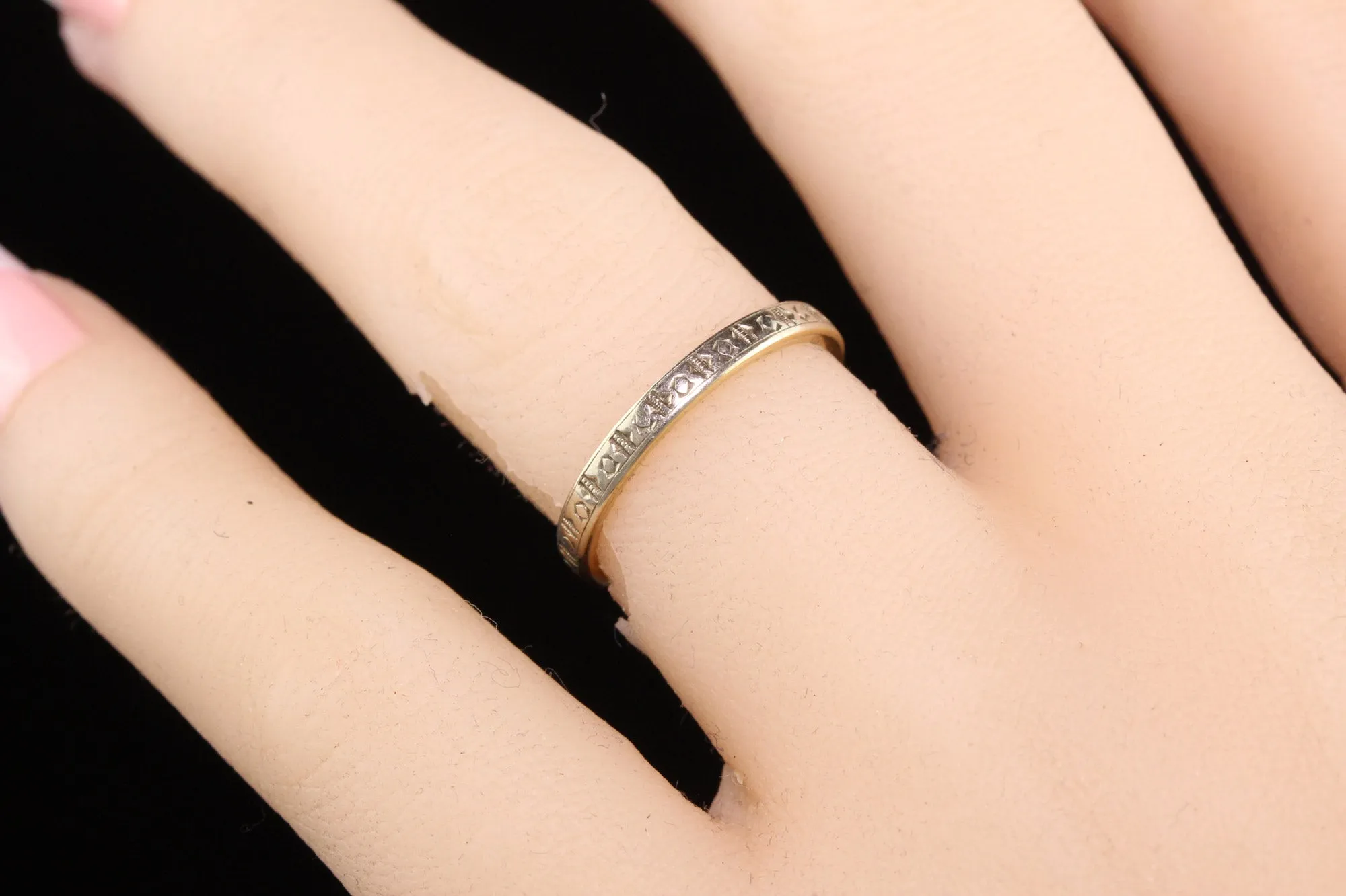 Antique Art Deco 14K Yellow and White Gold Engraved Wedding Band