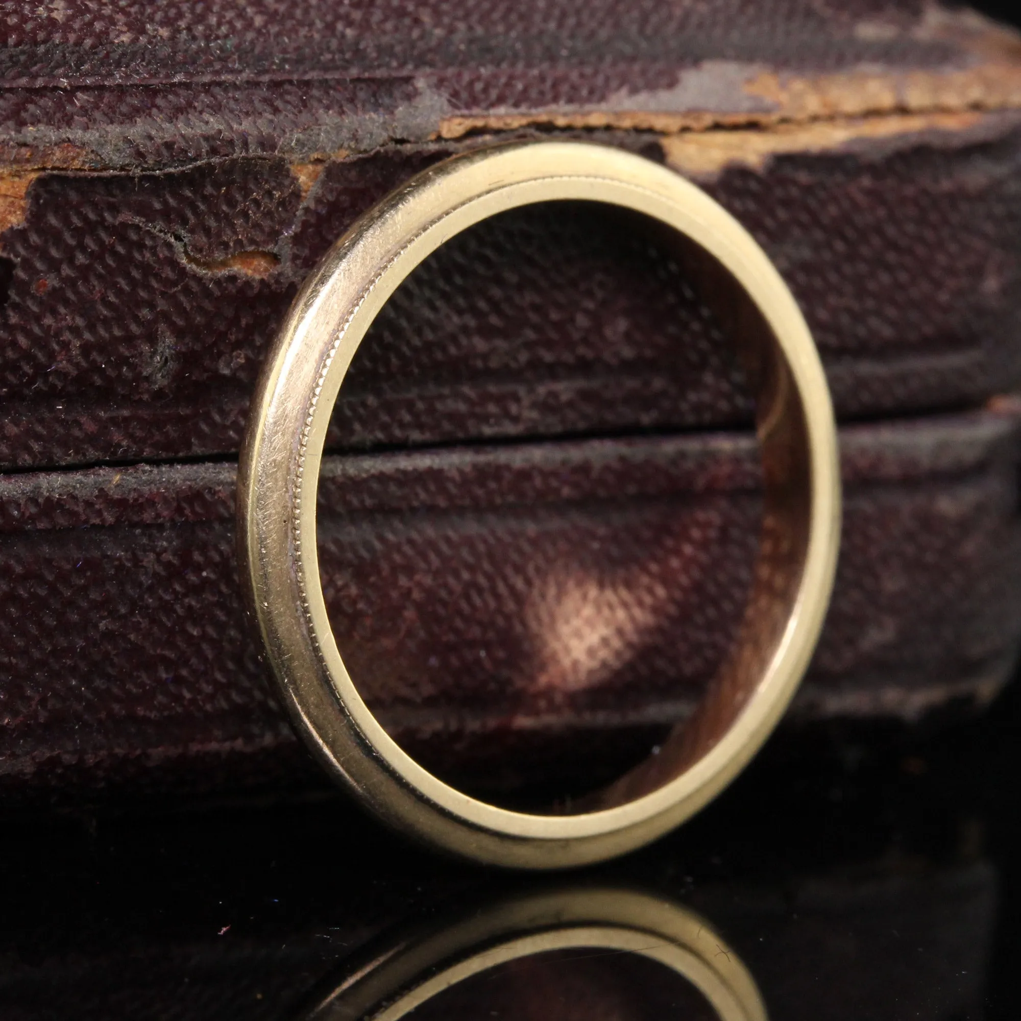 Antique Art Deco 14K Yellow Gold Classic Milgrain Wedding Band - Size 7