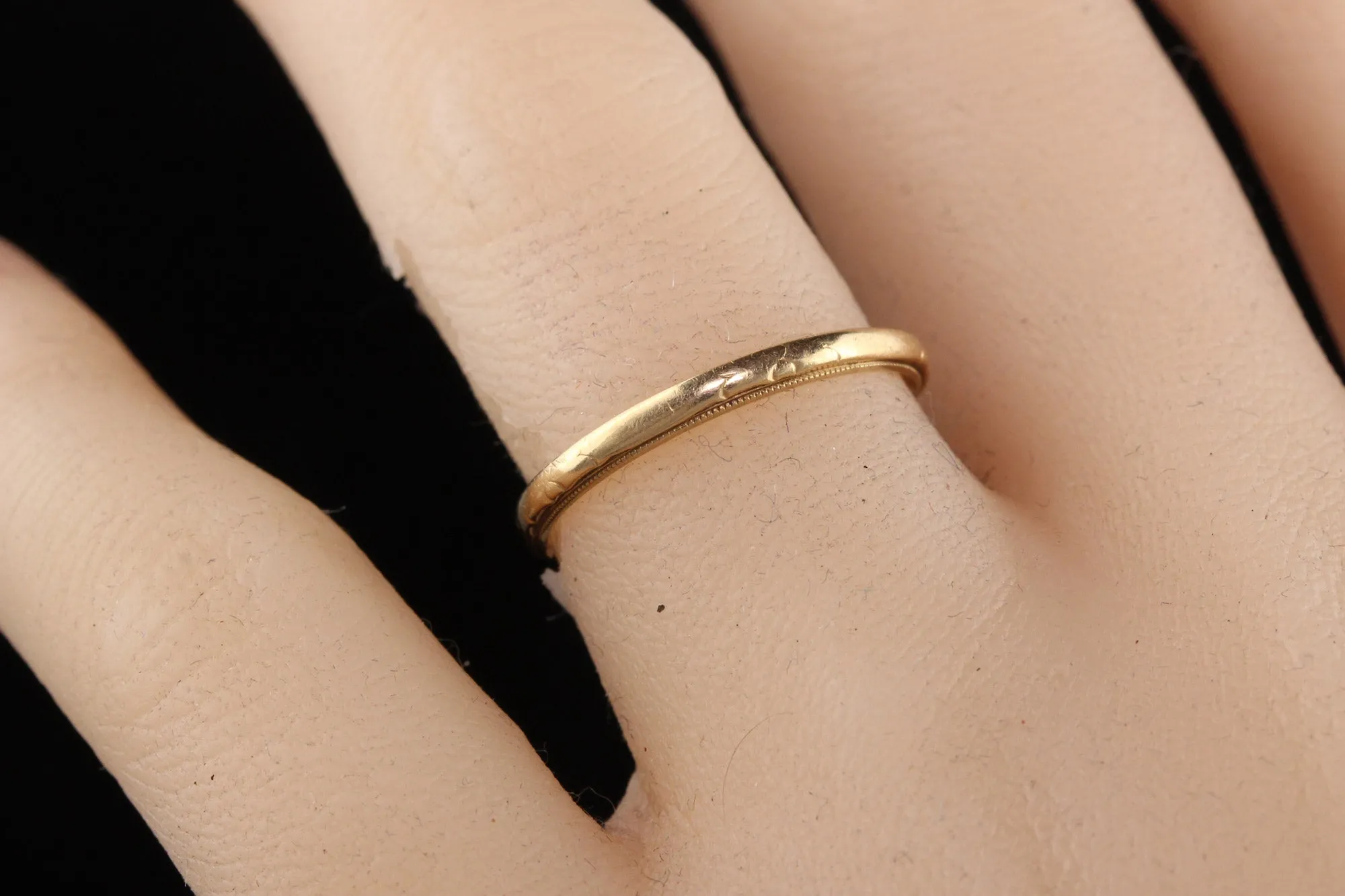 Antique Art Deco 14K Yellow Gold Engraved Wedding Band