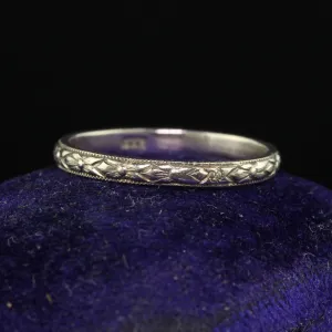 Antique Art Deco 18K White Gold Engraved Wedding Band - Size 5 1/2