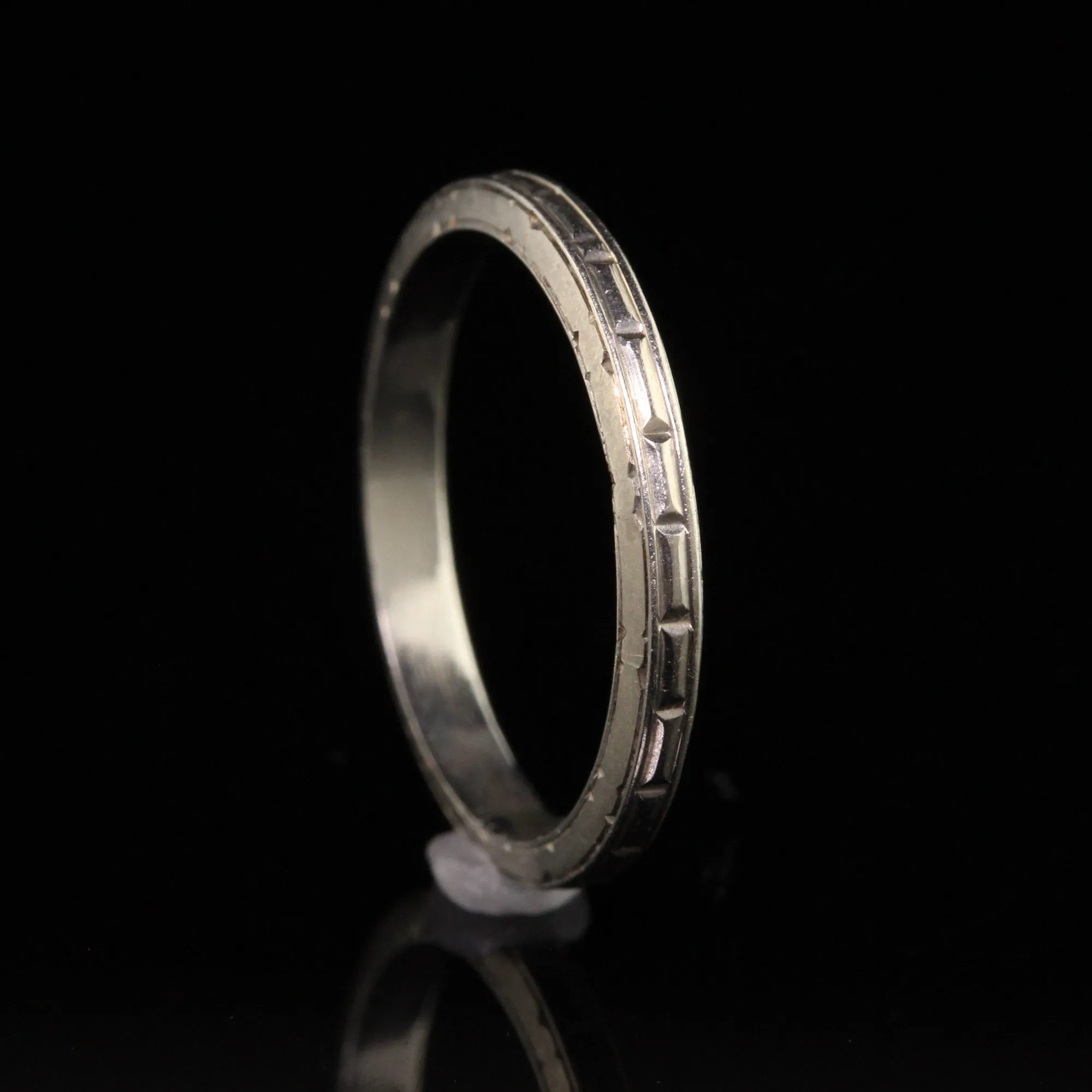 Antique Art Deco 18K White Gold Engraved Wedding Band - Size 6