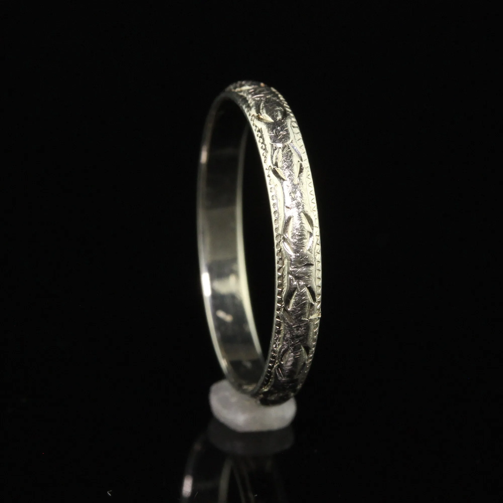 Antique Art Deco 18K White Gold Engraved Wedding Band - Size 6