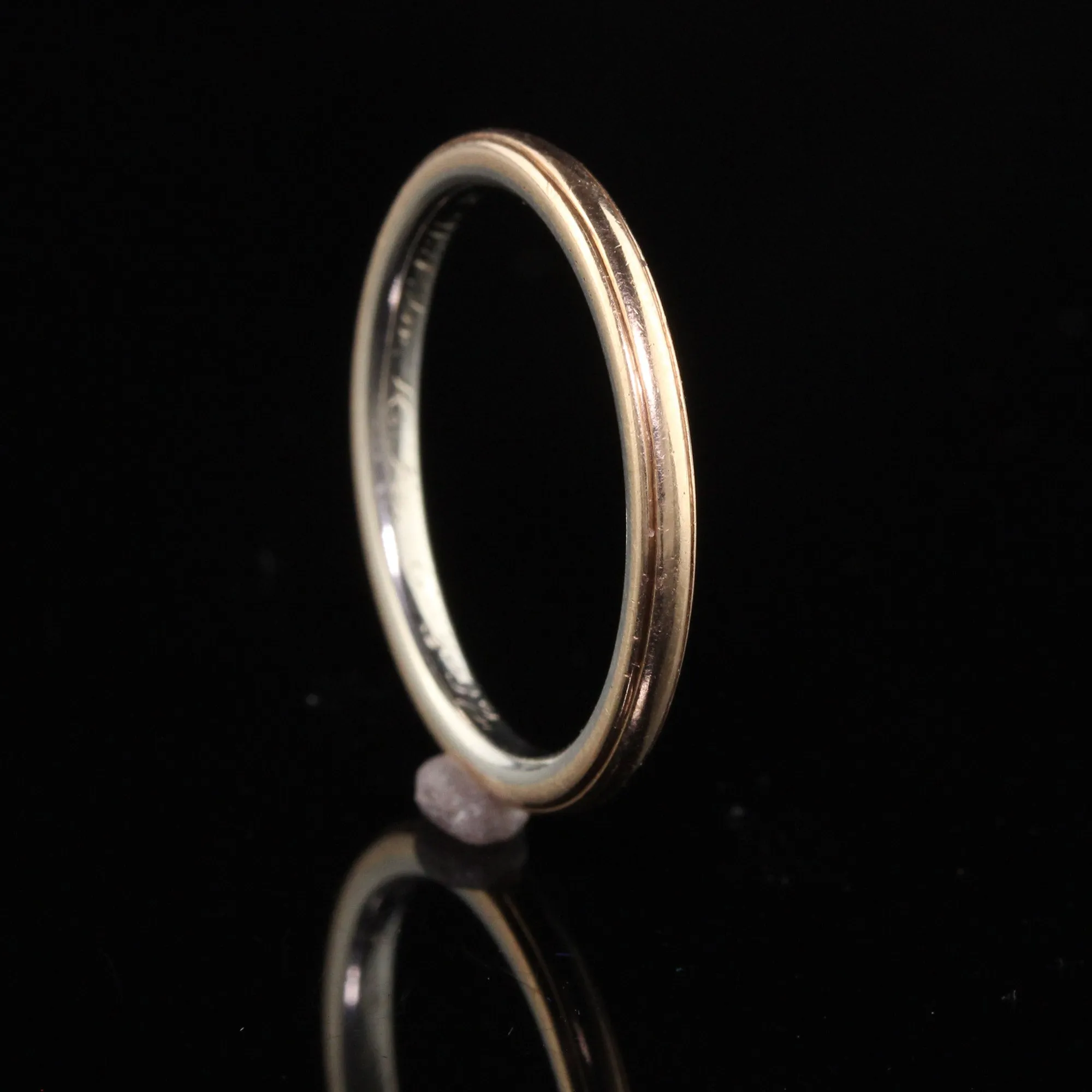Antique Art Deco 18K Yellow Gold and Platinum Engraved Wedding Band - Size 6 3/4
