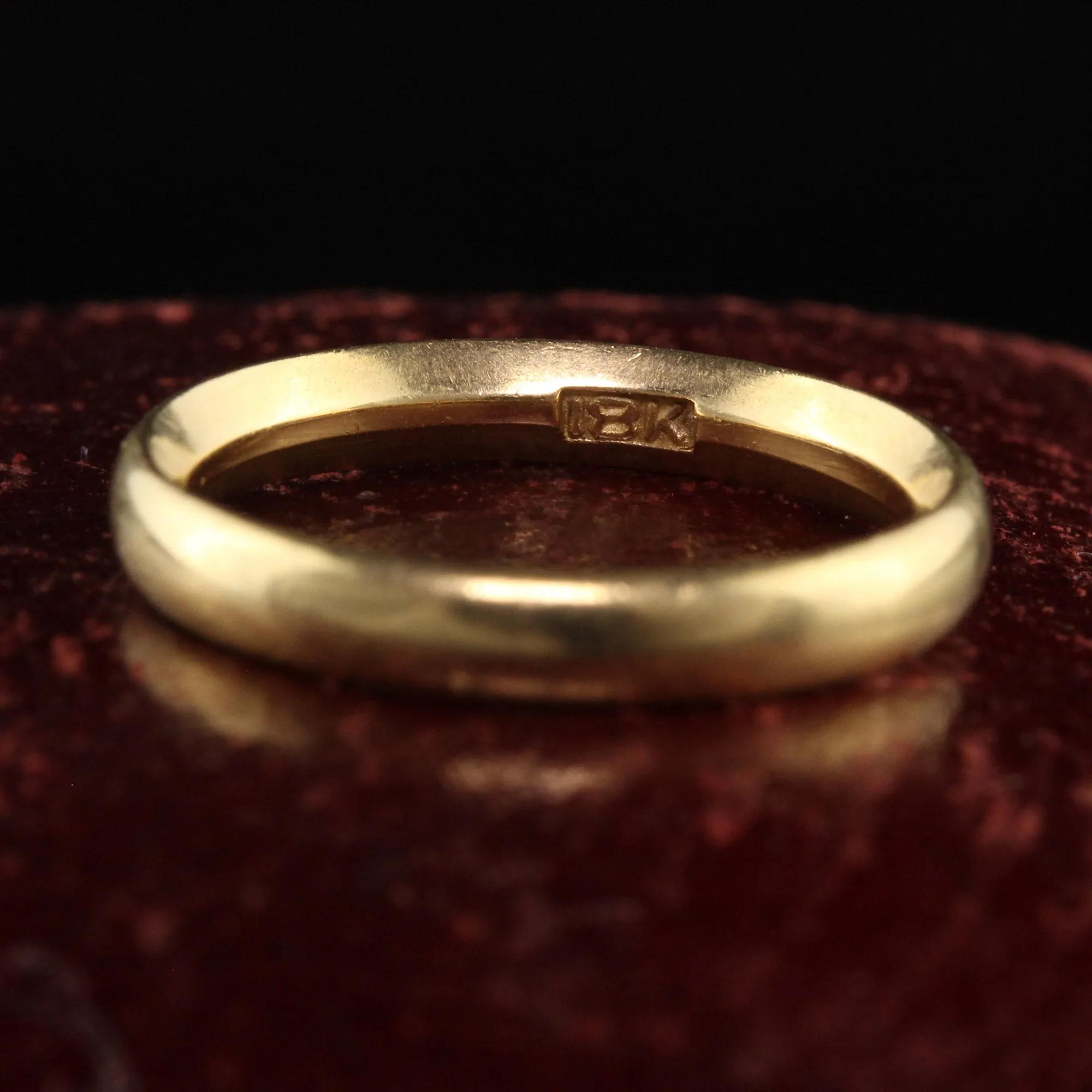 Antique Art Deco 18K Yellow Gold Classic Wedding Band