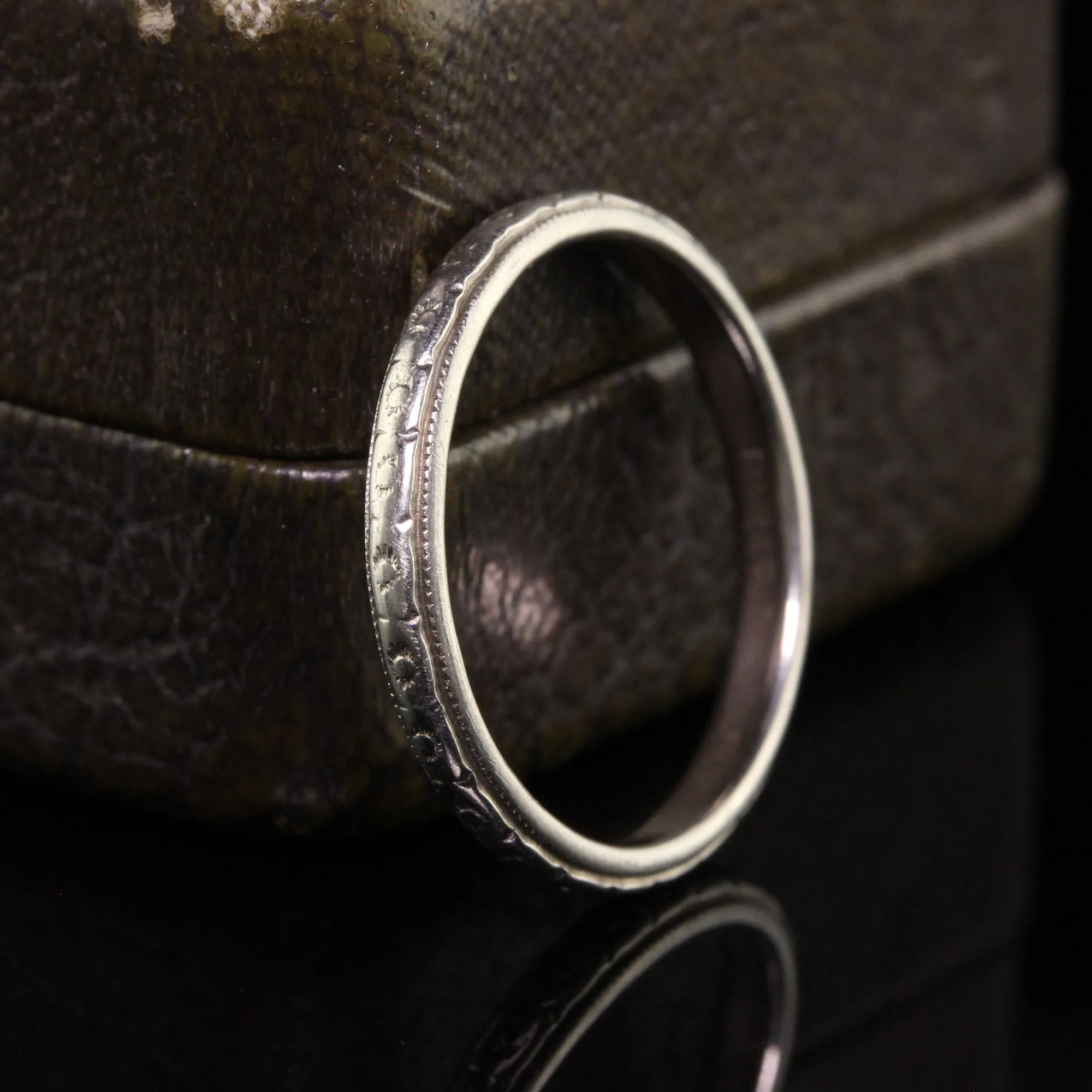 Antique Art Deco Belais 18K White Gold Engraved Wedding Band - Size 5