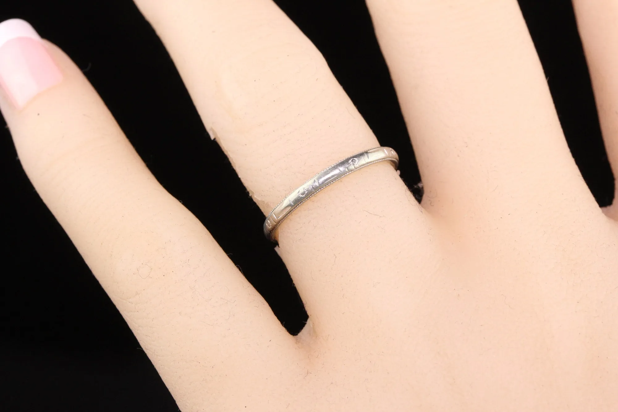 Antique Art Deco Belais 18K White Gold Engraved Wedding Band - Size 5