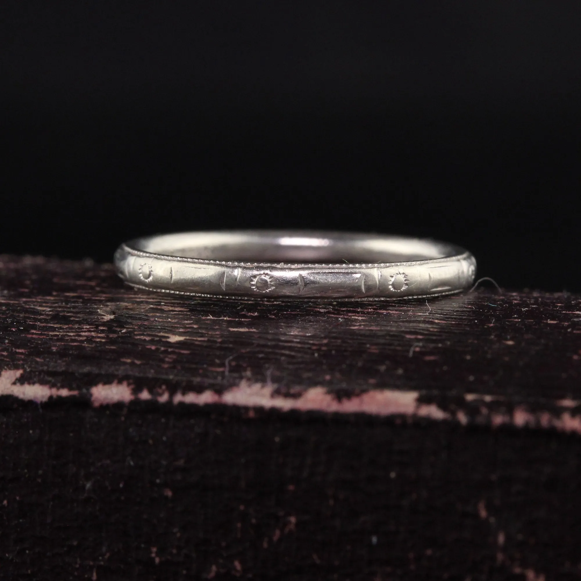 Antique Art Deco Belais 18K White Gold Engraved Wedding Band - Size 5