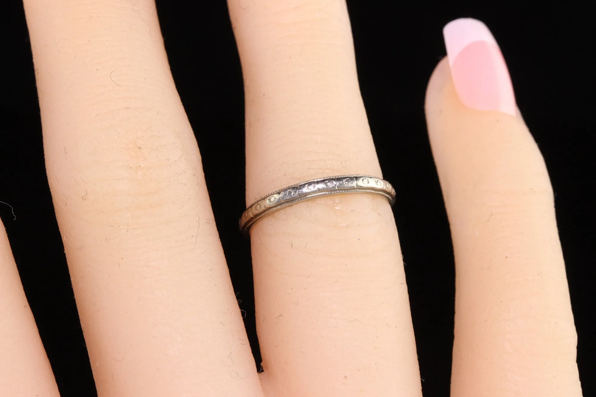 Antique Art Deco Belais 18K White Gold Engraved Wedding Band - Size 5