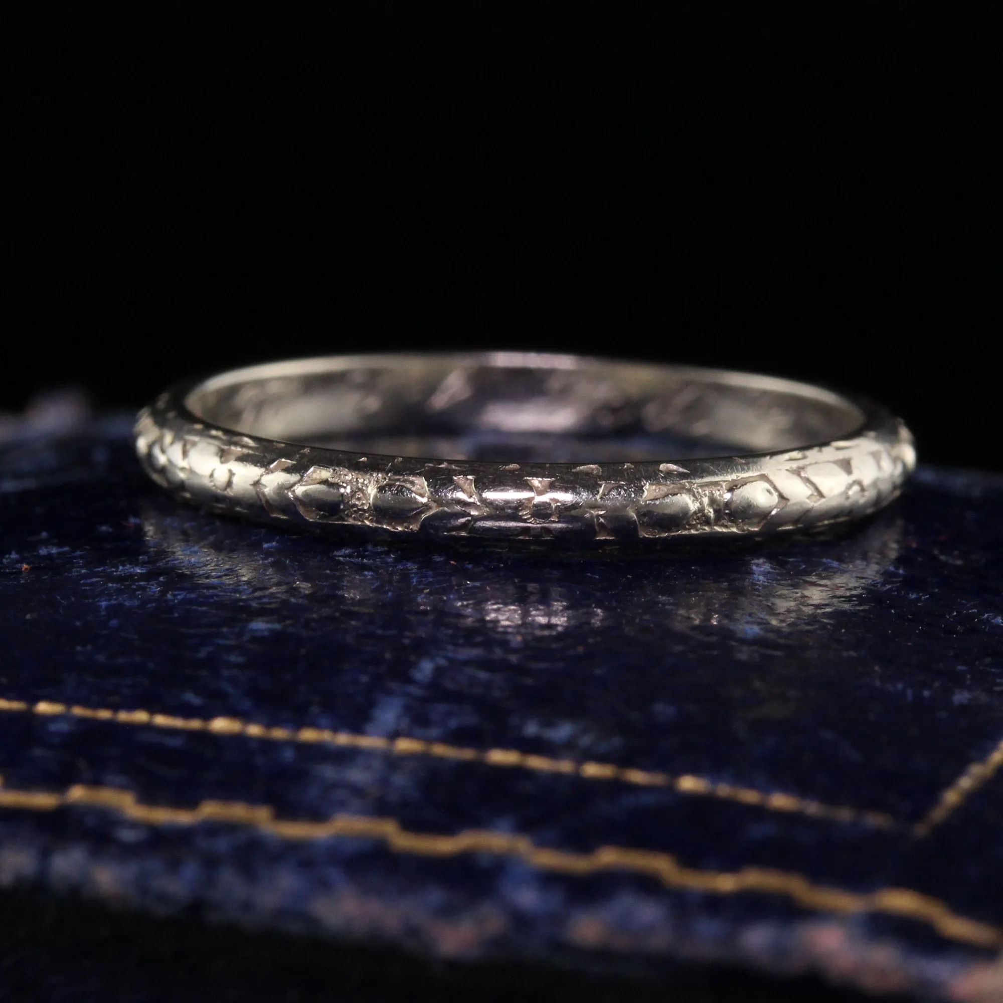 Antique Art Deco Belais 18K White Gold Engraved Wedding Band - Size 6