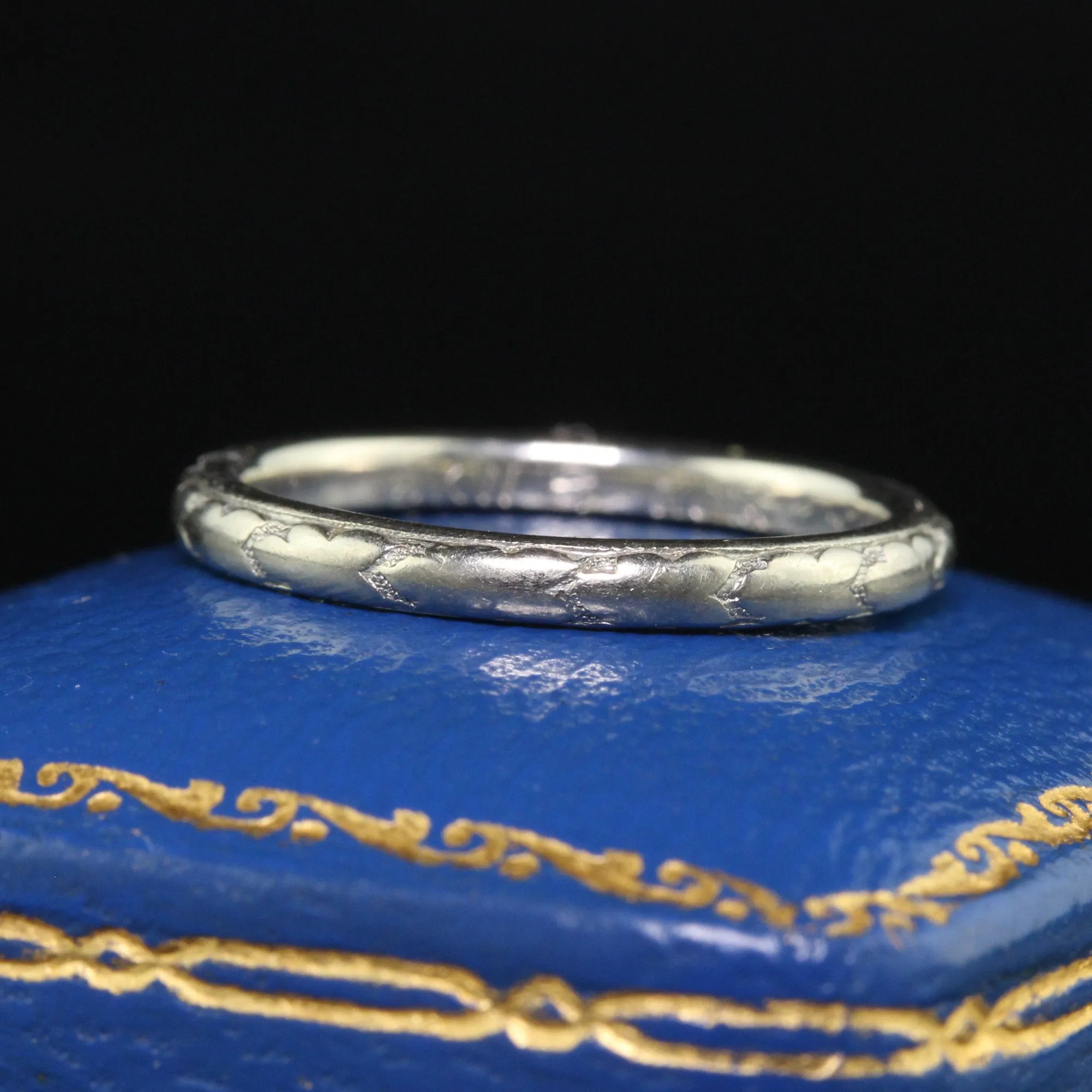 Antique Art Deco Orange Blossom 18K White Gold Engraved Wedding Band - Size 4 1/2