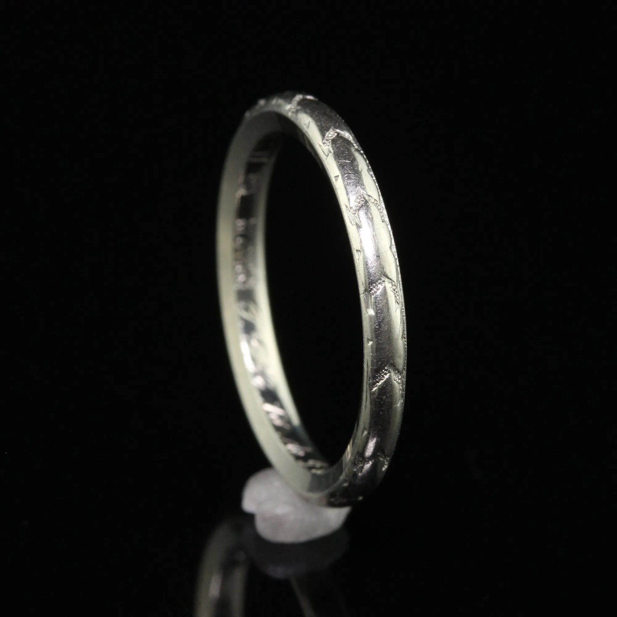 Antique Art Deco Orange Blossom 18K White Gold Engraved Wedding Band - Size 4 1/2