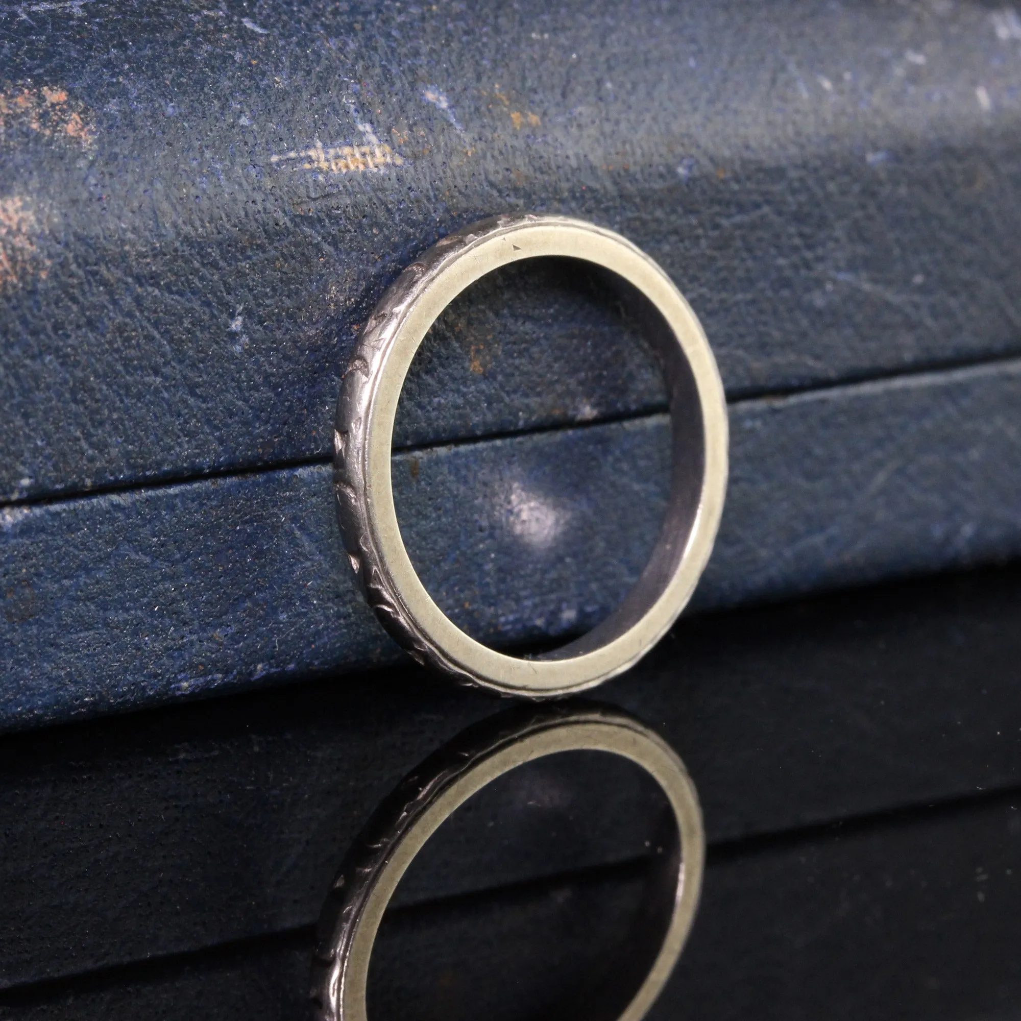 Antique Art Deco Priscilla Platinum 18K White Gold Engraved Wedding Band