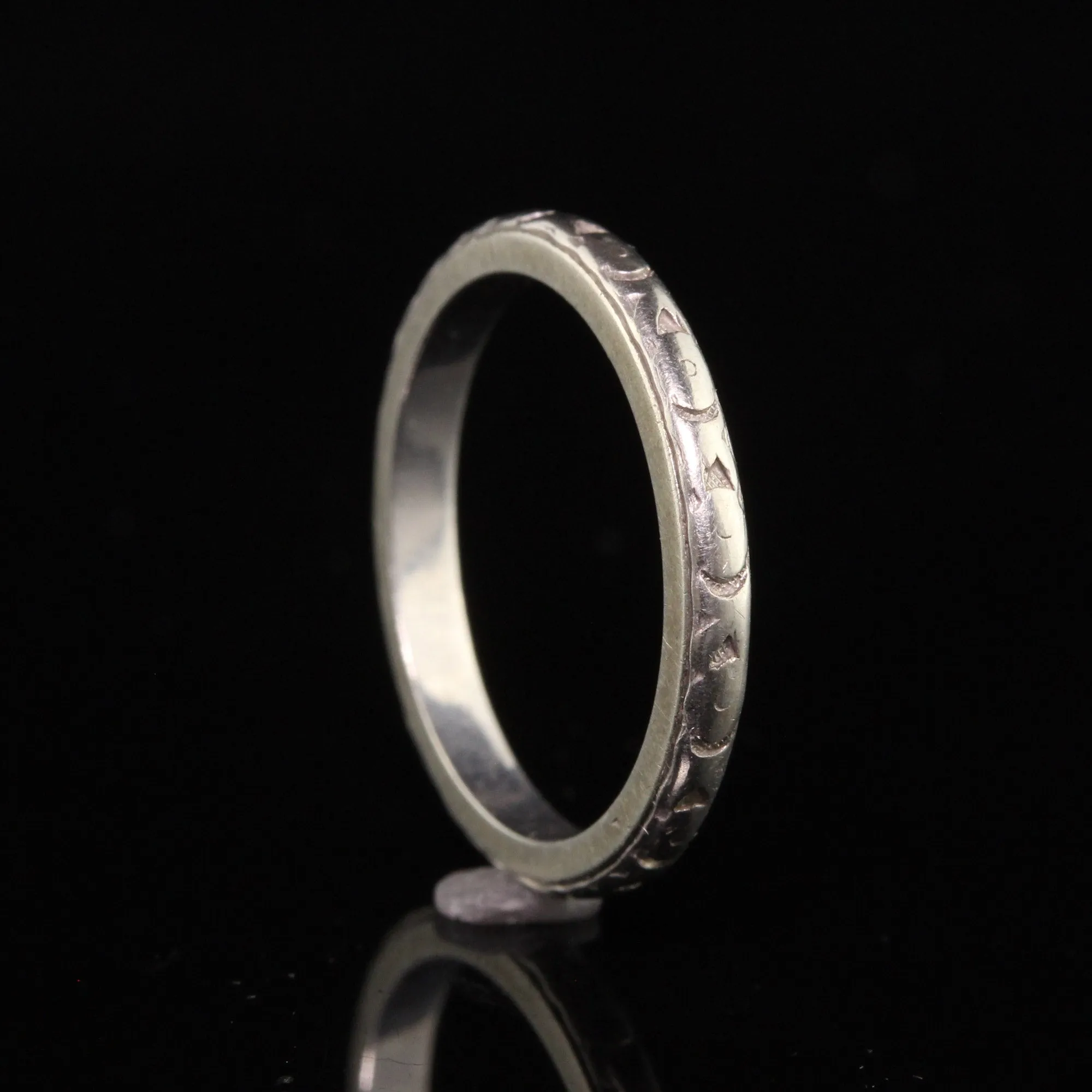 Antique Art Deco Priscilla Platinum 18K White Gold Engraved Wedding Band