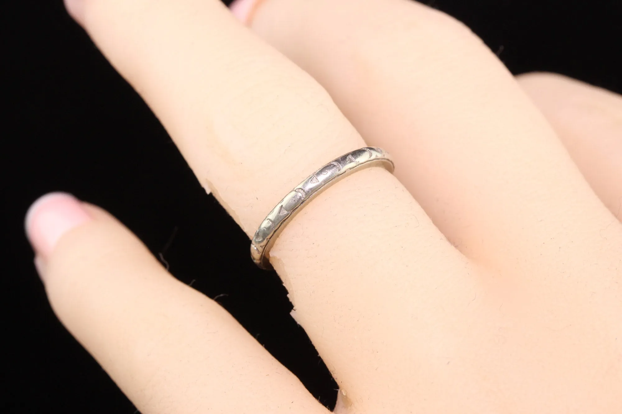 Antique Art Deco Priscilla Platinum 18K White Gold Engraved Wedding Band