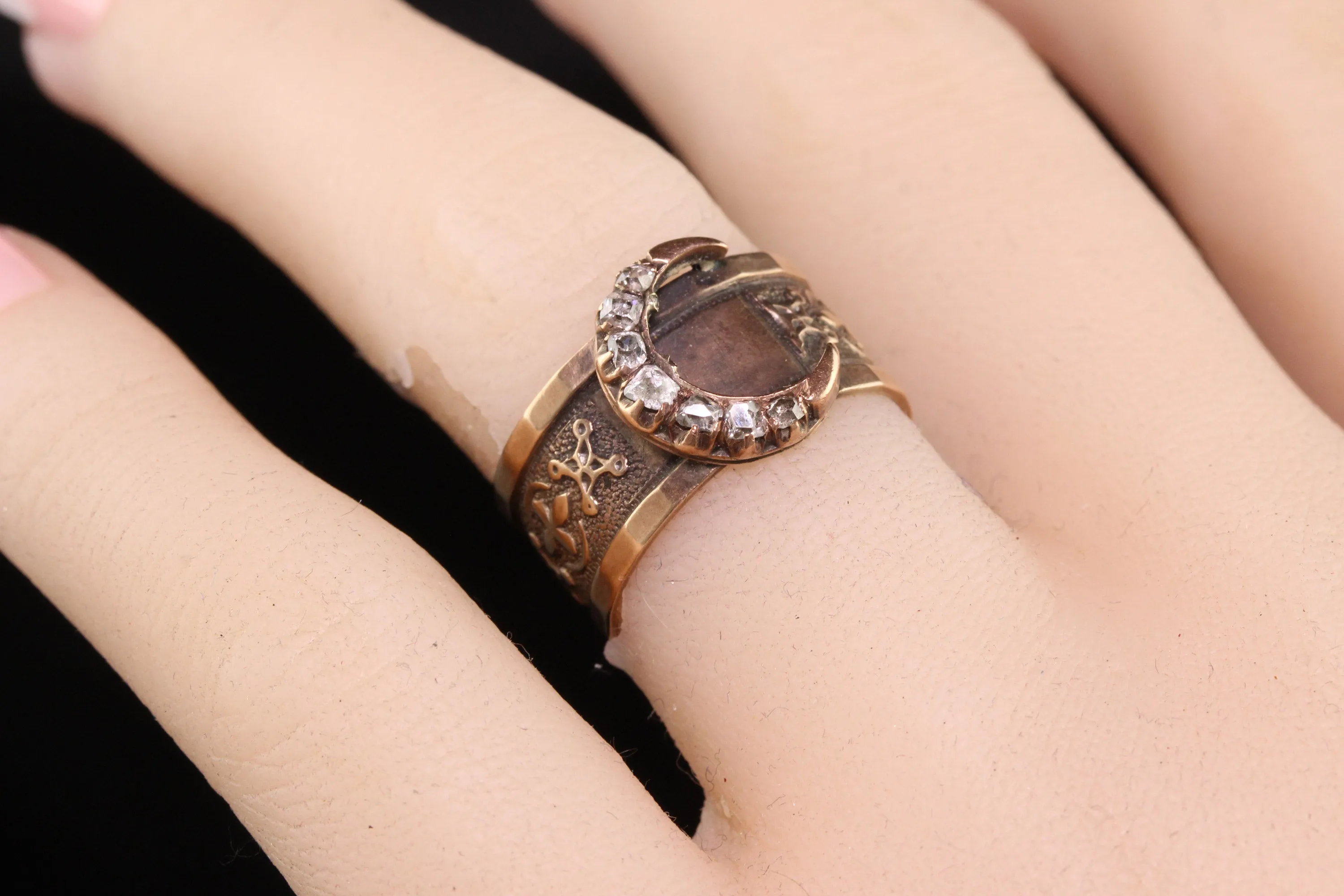 Antique Victorian 10K Yellow Gold Old Mine Diamond Crescent Ring