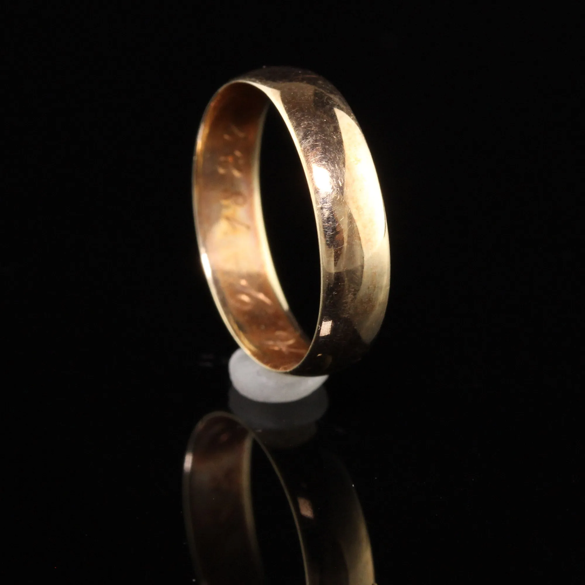 Antique Victorian 14K Yellow Gold Engraved Wedding Band - Size 4 1/4
