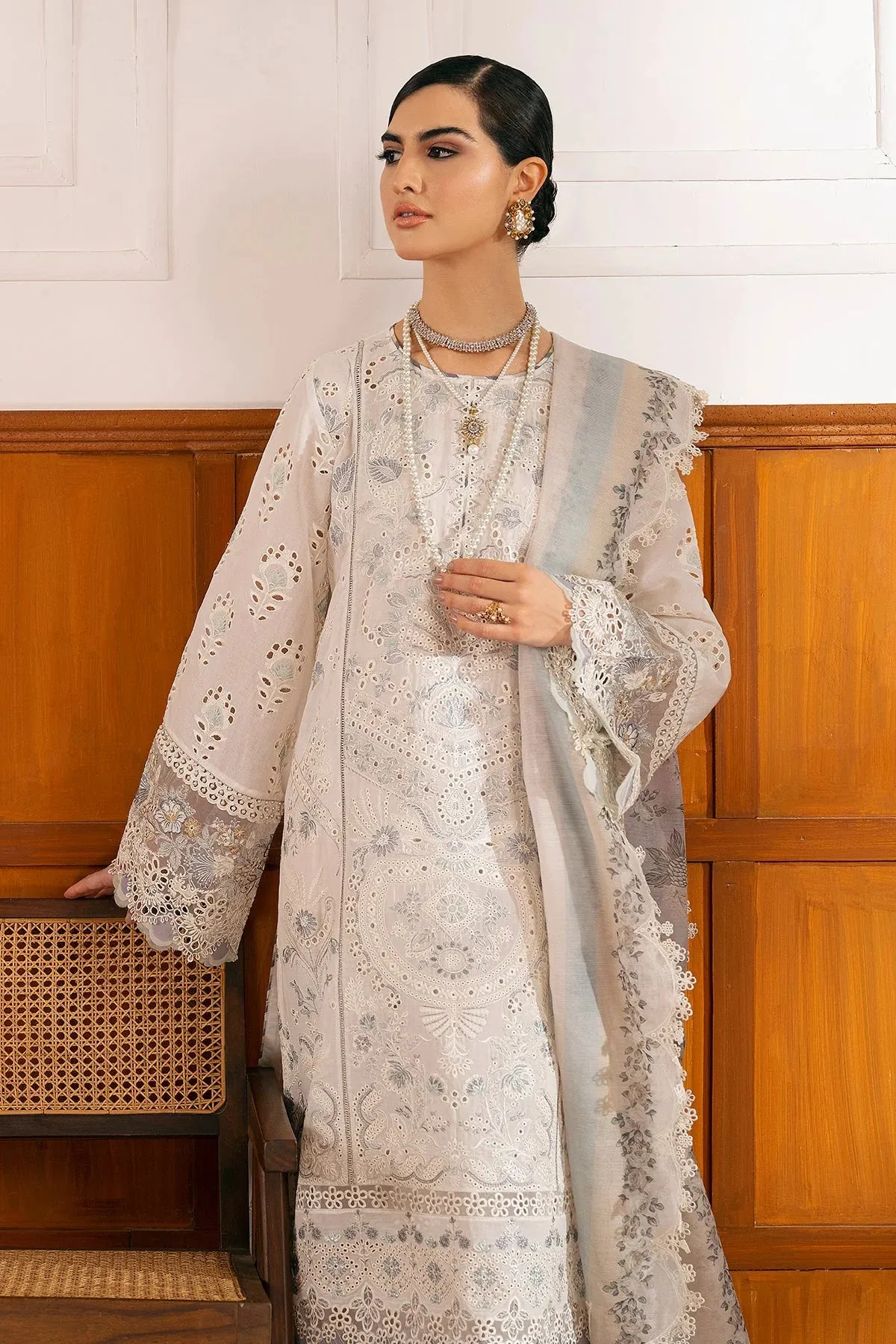 Baroque Luxury Lawn Embroidered 3Pc Unstitched Suits D-01