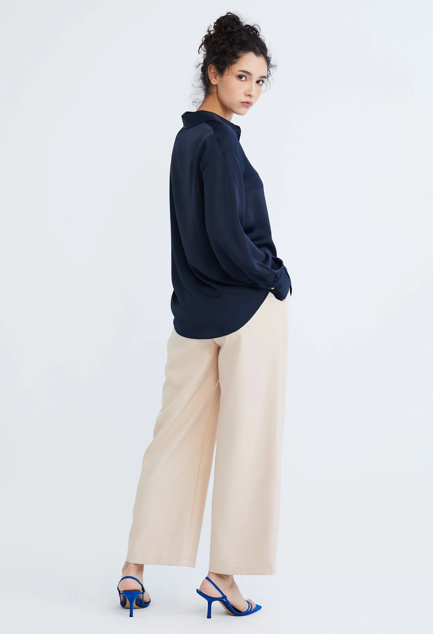 Bishop Collared Balloon Sleeve Blouse