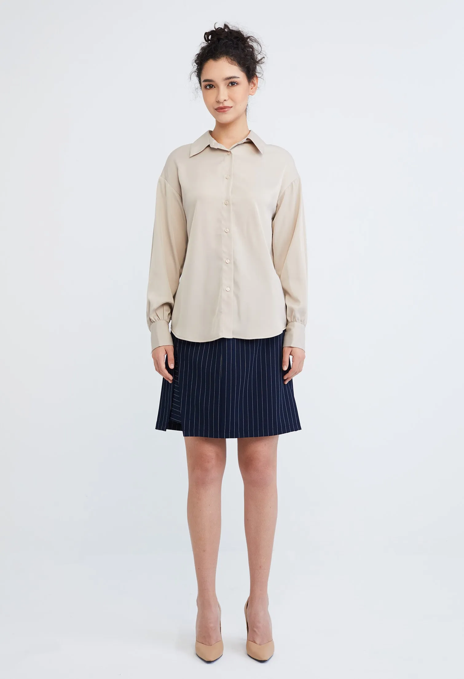 Bishop Collared Balloon Sleeve Blouse