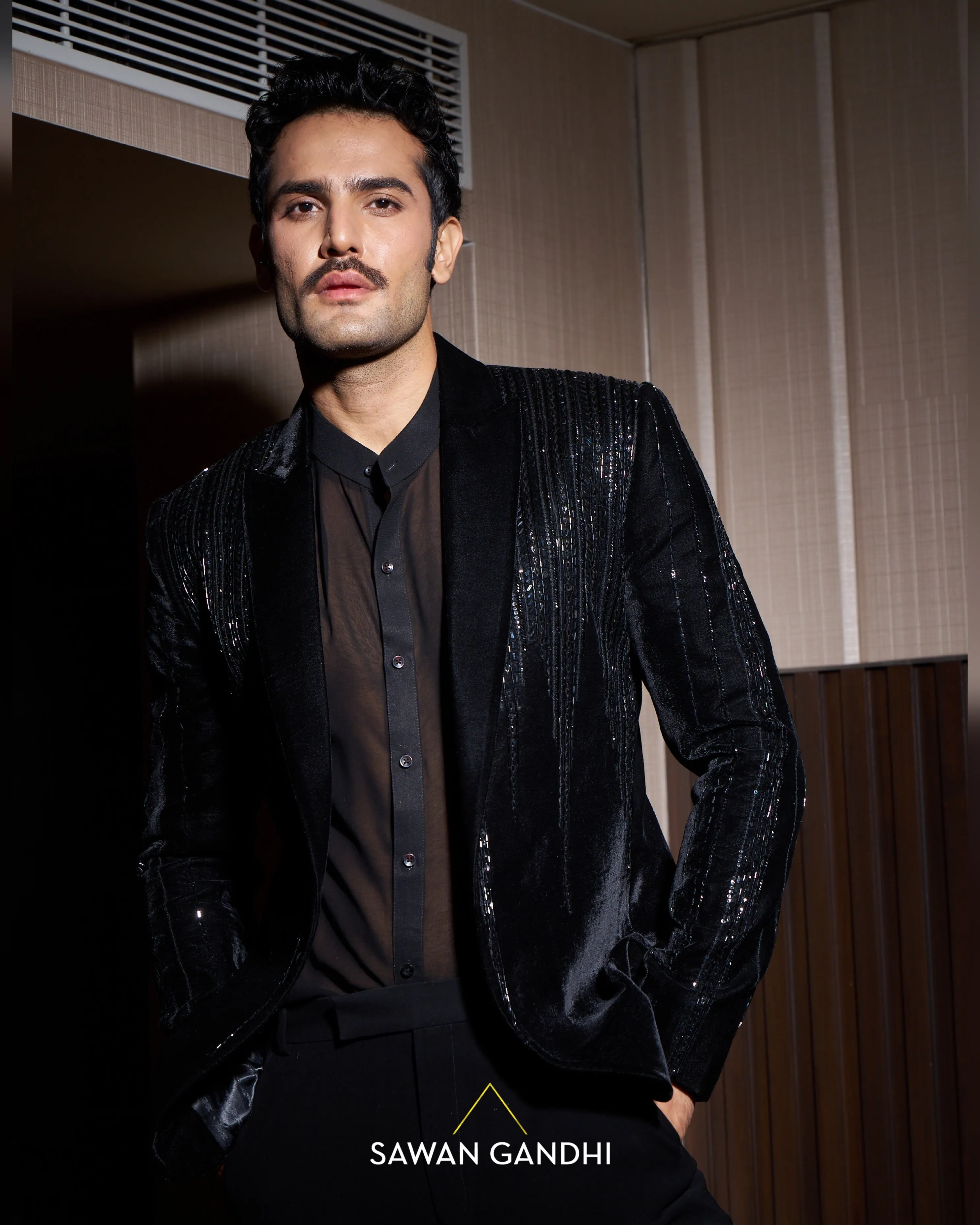 Black sequins stripe velvet jacket