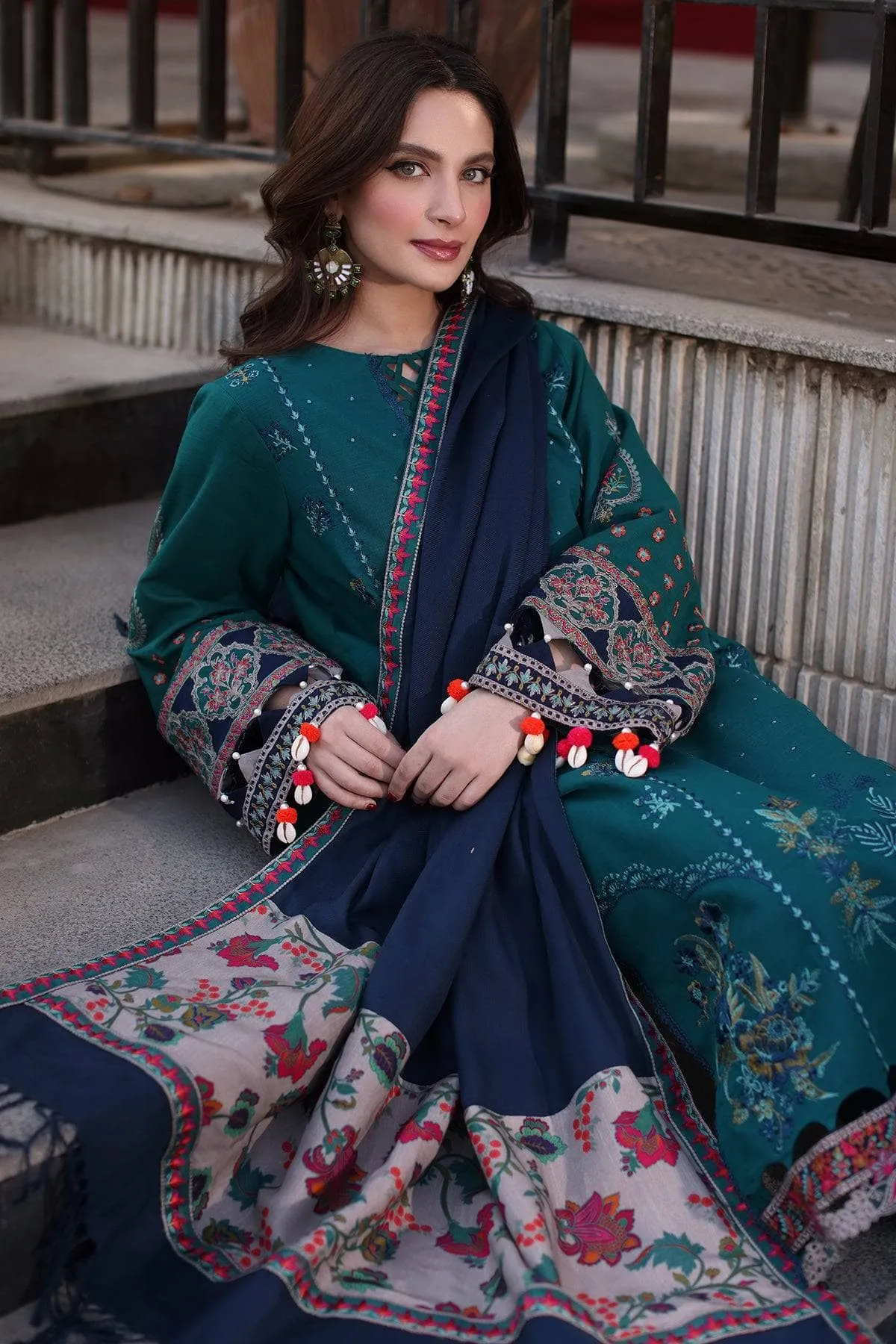 Charizma Naranji Winter/Khaddar Woolen Shawl