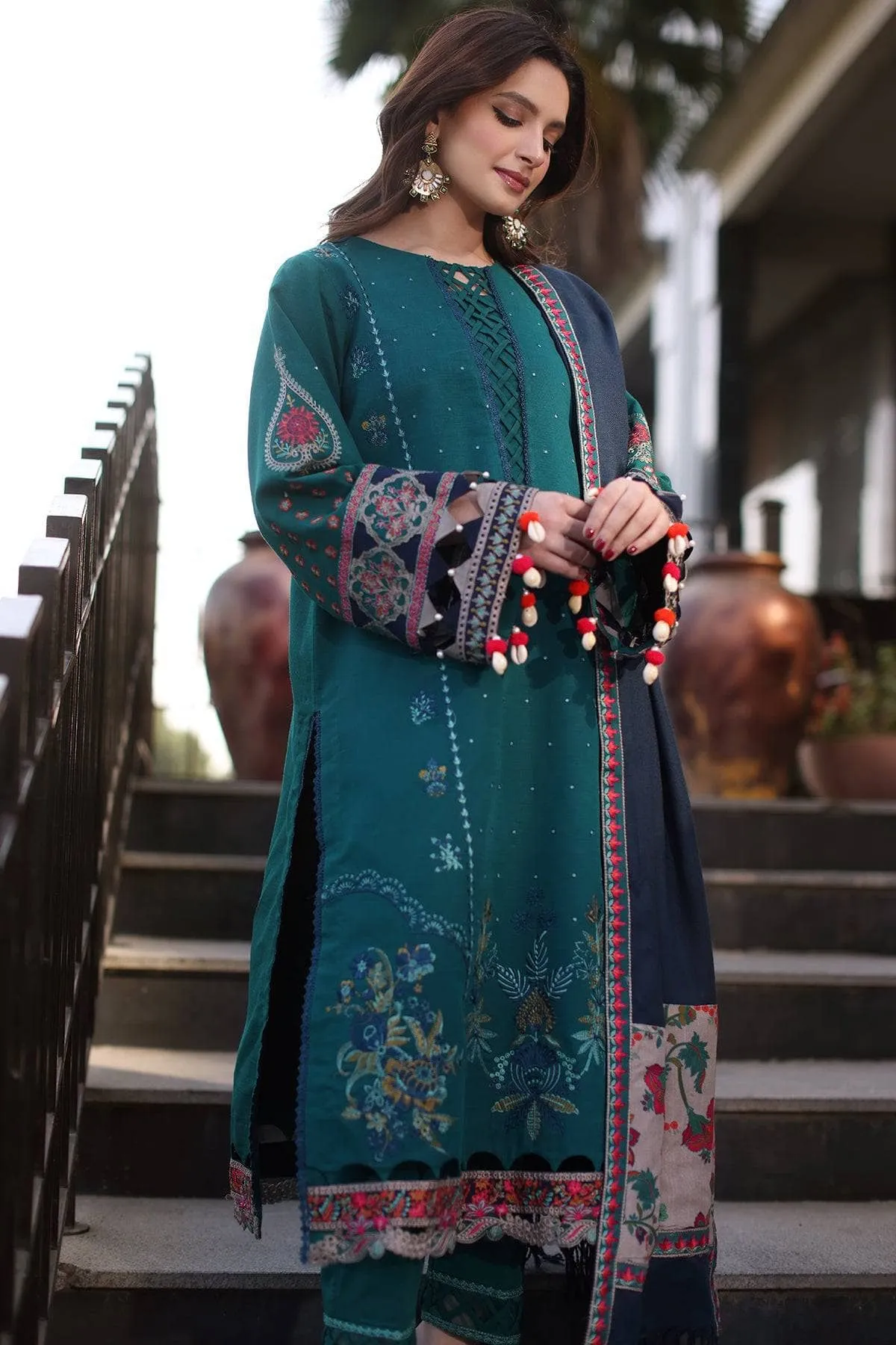 Charizma Naranji Winter/Khaddar Woolen Shawl