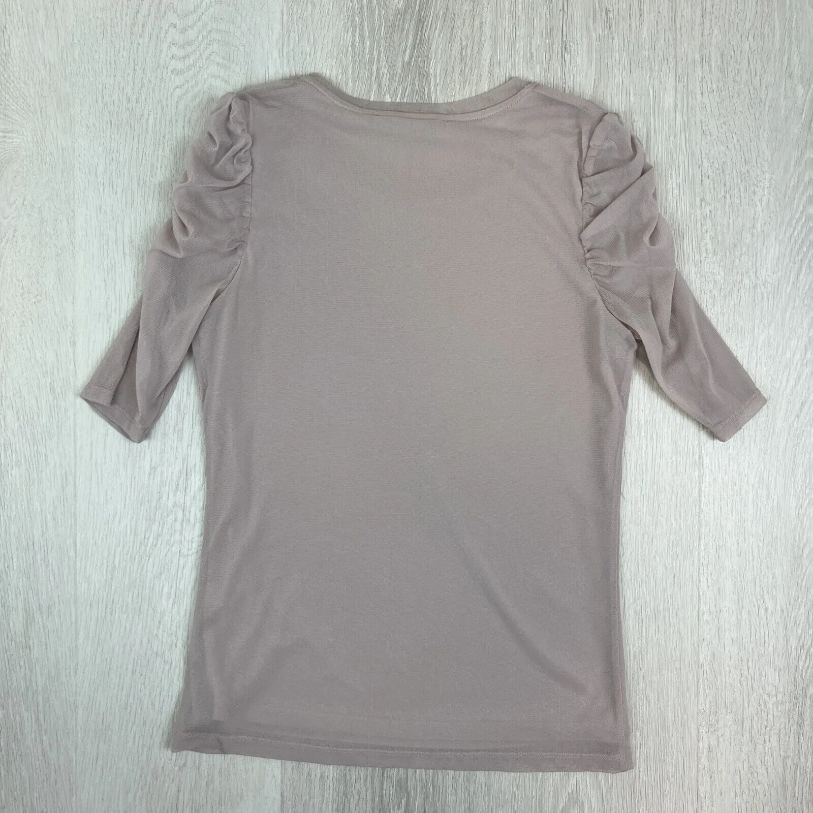Decjuba Womens Short Sleeve Ruched T-Shirt Top Size Small (2 Tops)
