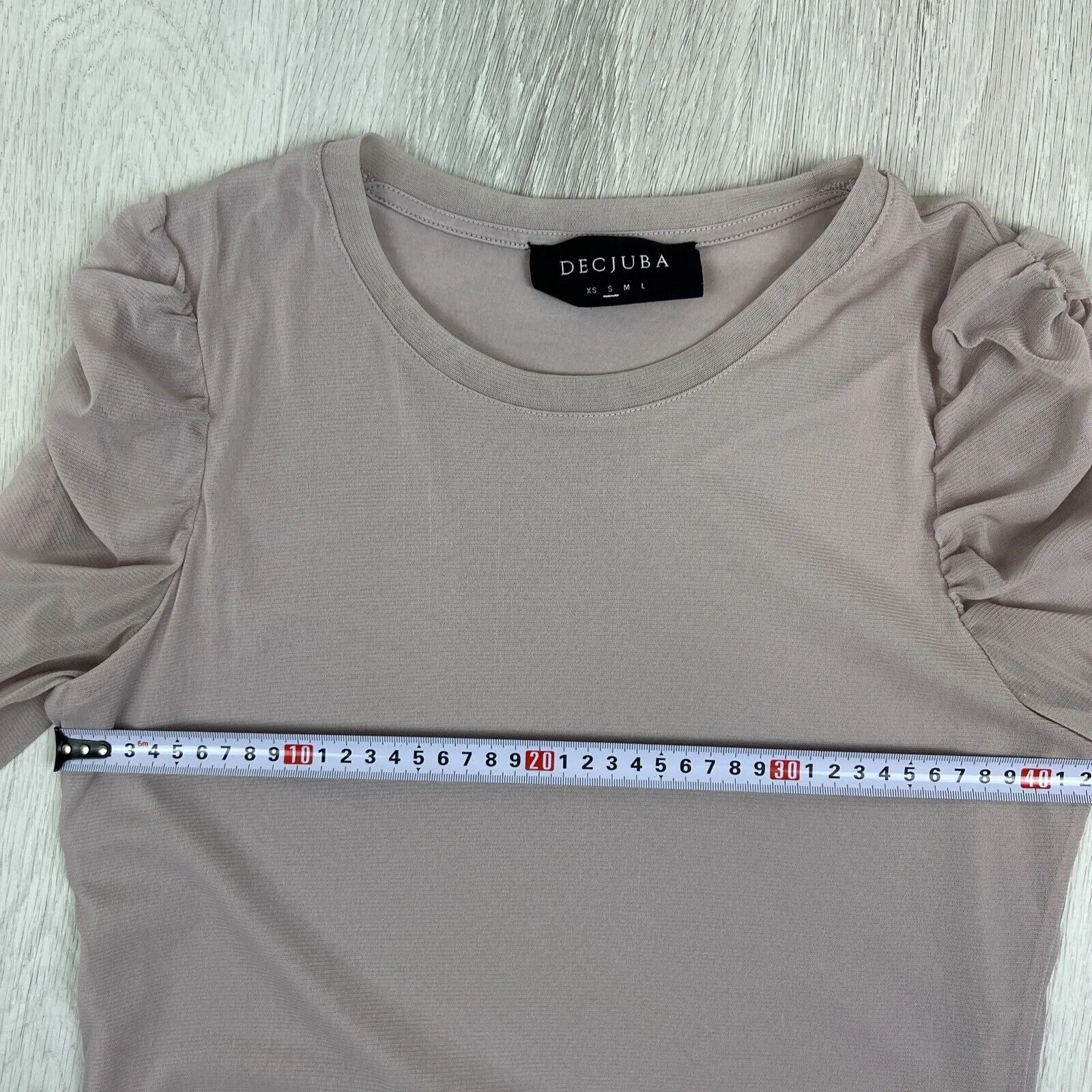 Decjuba Womens Short Sleeve Ruched T-Shirt Top Size Small (2 Tops)