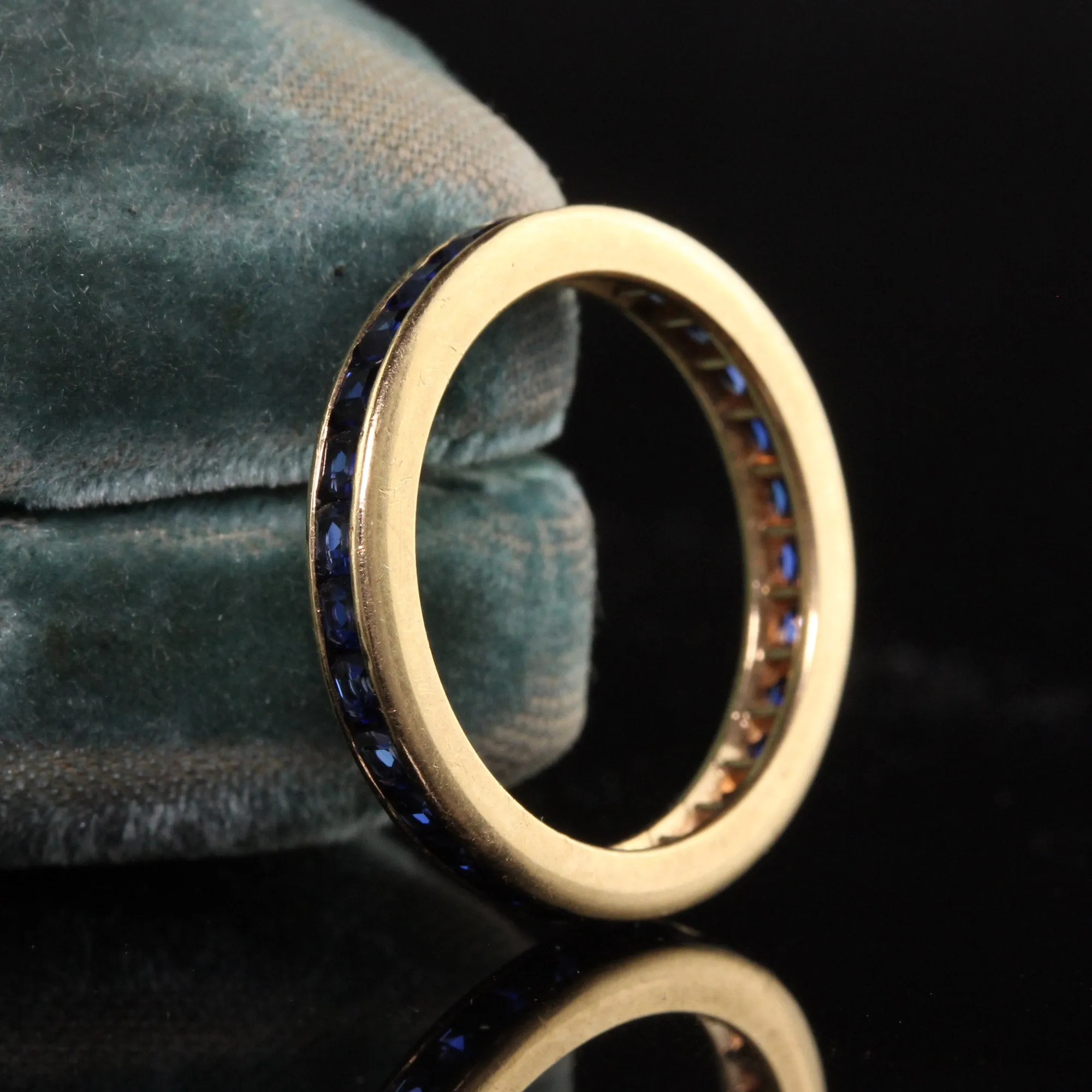 Estate Retro 14K Yellow Gold Square Natural Sapphire Eternity Band
