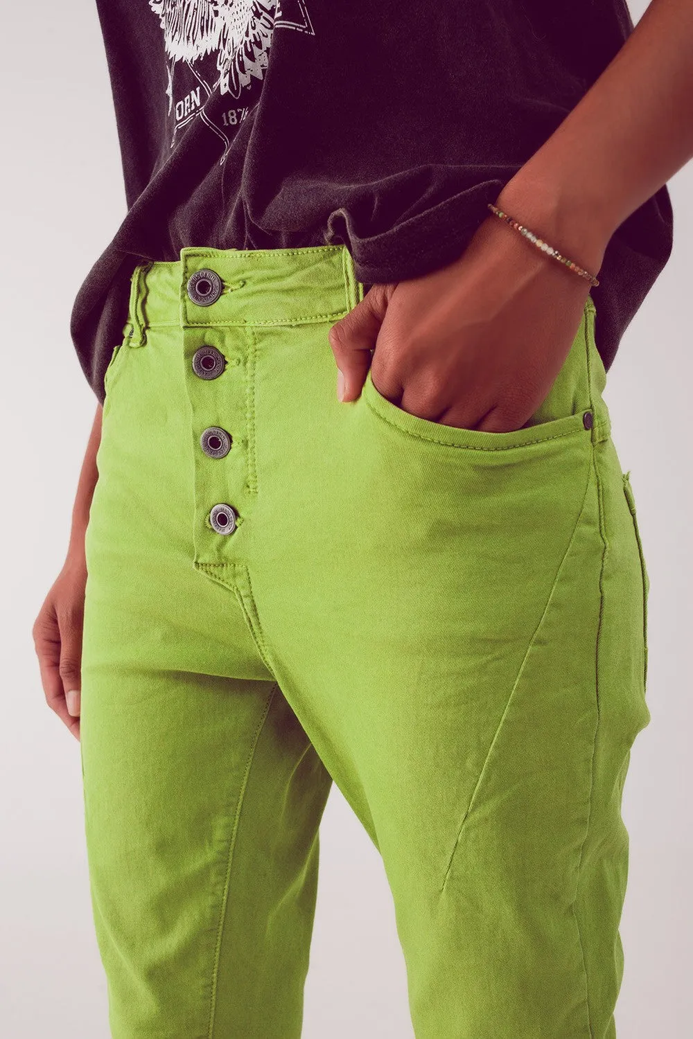Exposed Button Boyfriend Jean in Green