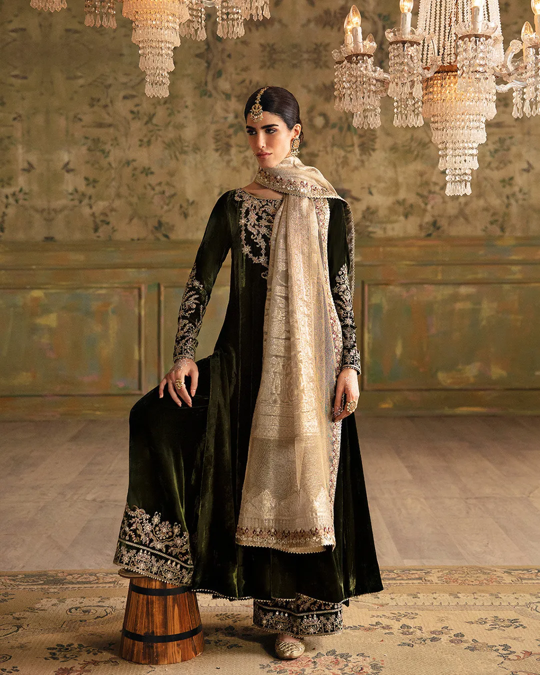 Faiza Saqlain | Manaar - Velvet Collection '23 | TISSA