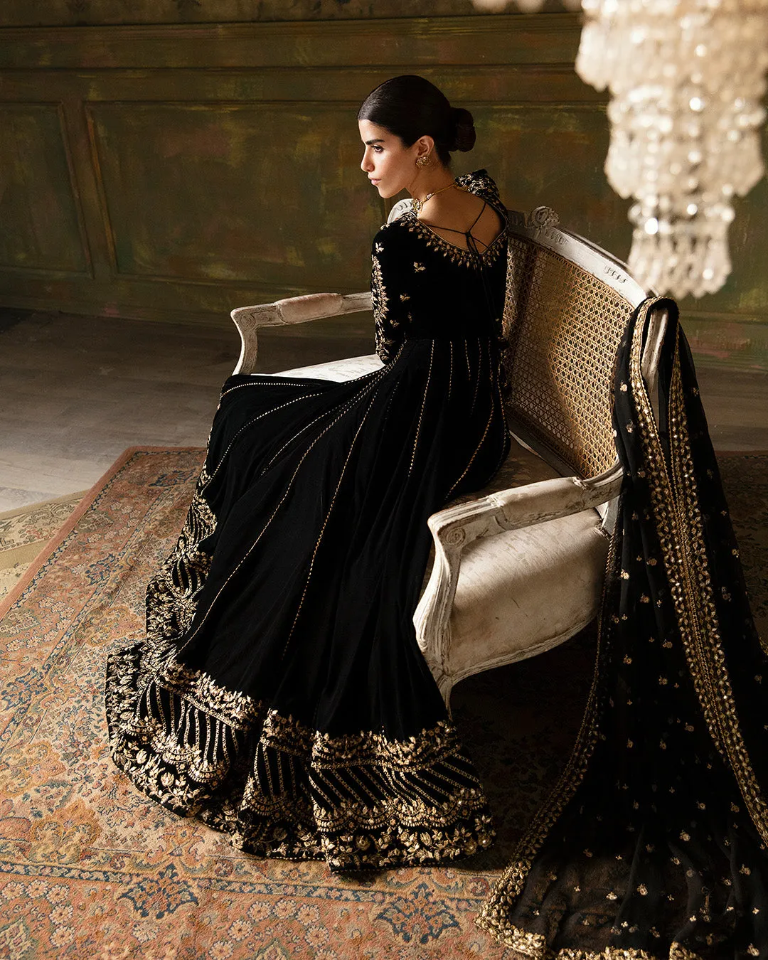 Faiza Saqlain | Manaar - Velvet Collection '23 | VENERA