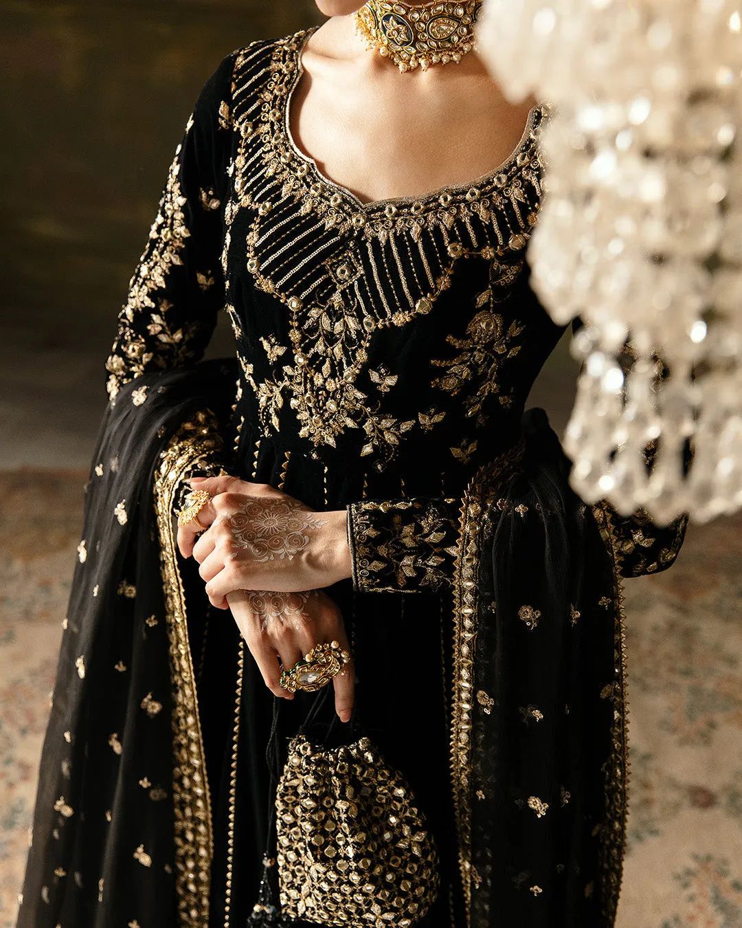 Faiza Saqlain | Manaar - Velvet Collection '23 | VENERA