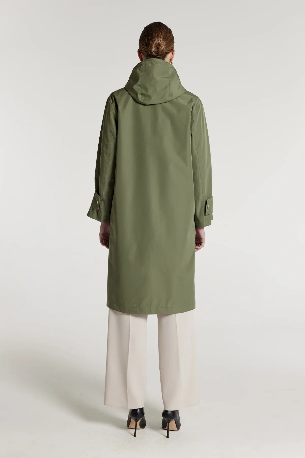 Highlands Raincoat - Moss