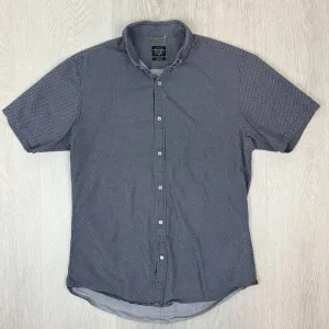 Industrie Mens Short Sleeve Button Up Shirt Size Medium