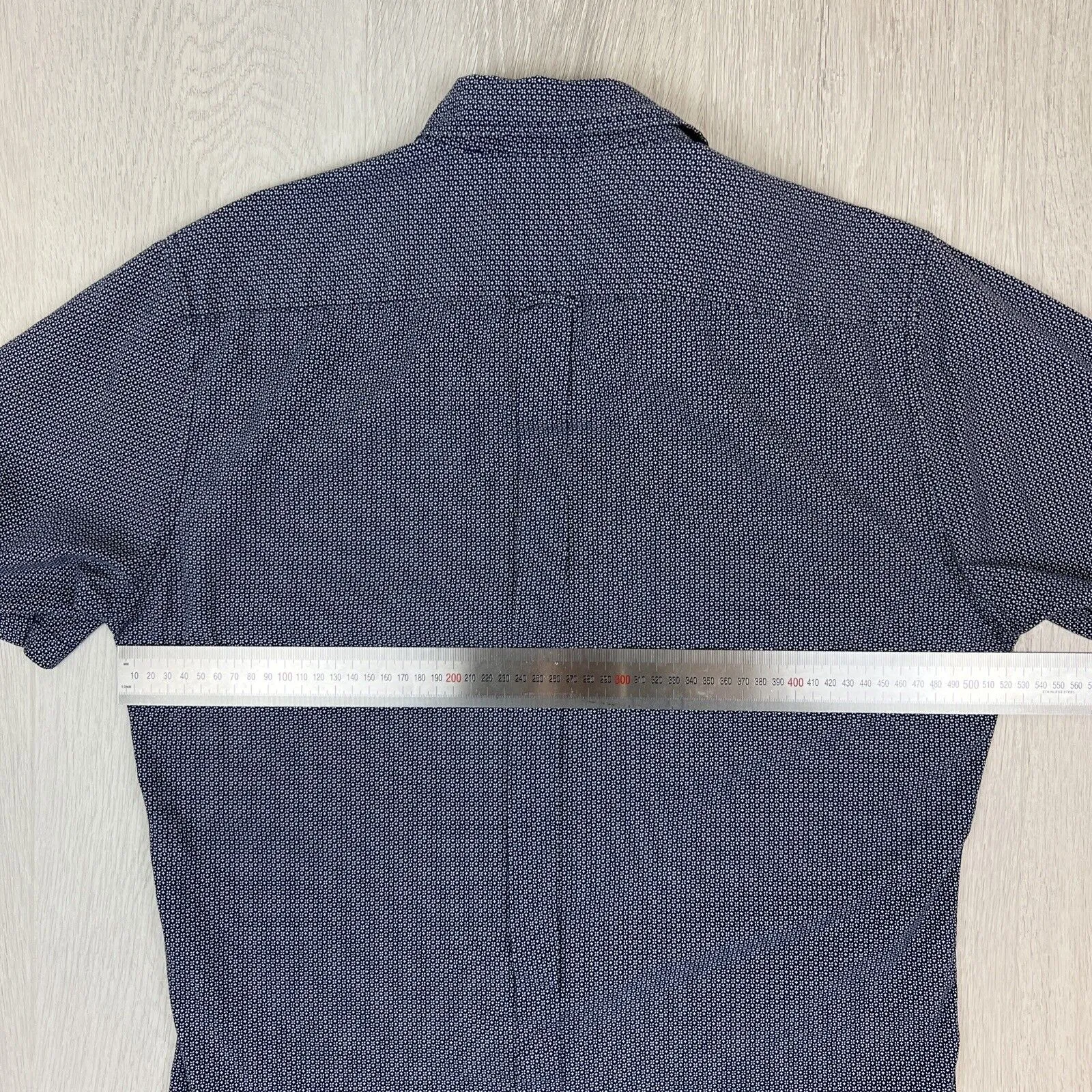 Industrie Mens Short Sleeve Button Up Shirt Size Medium