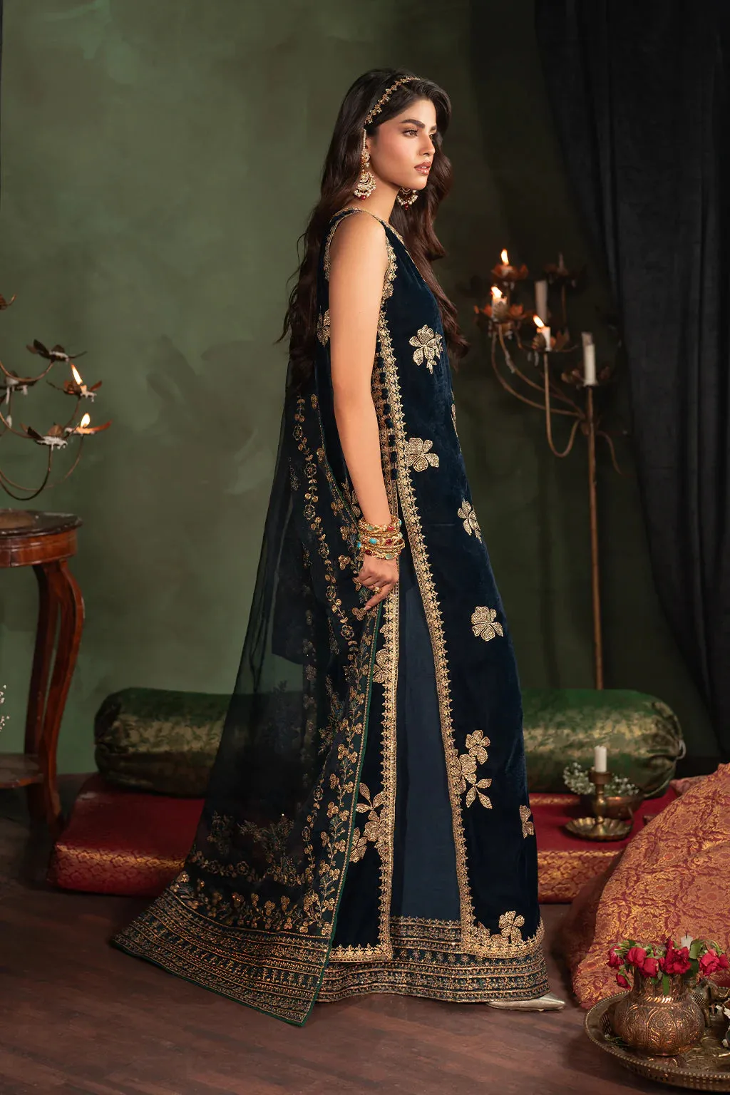 Iznik Luxury 9000 Micro Velvet Embroidered Suits Unstitched IV-51