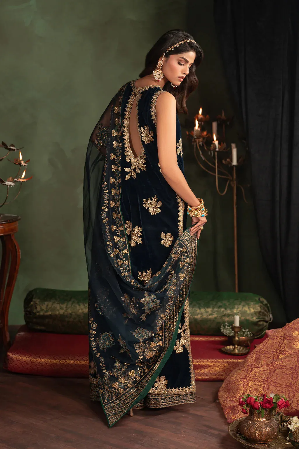 Iznik Luxury 9000 Micro Velvet Embroidered Suits Unstitched IV-51