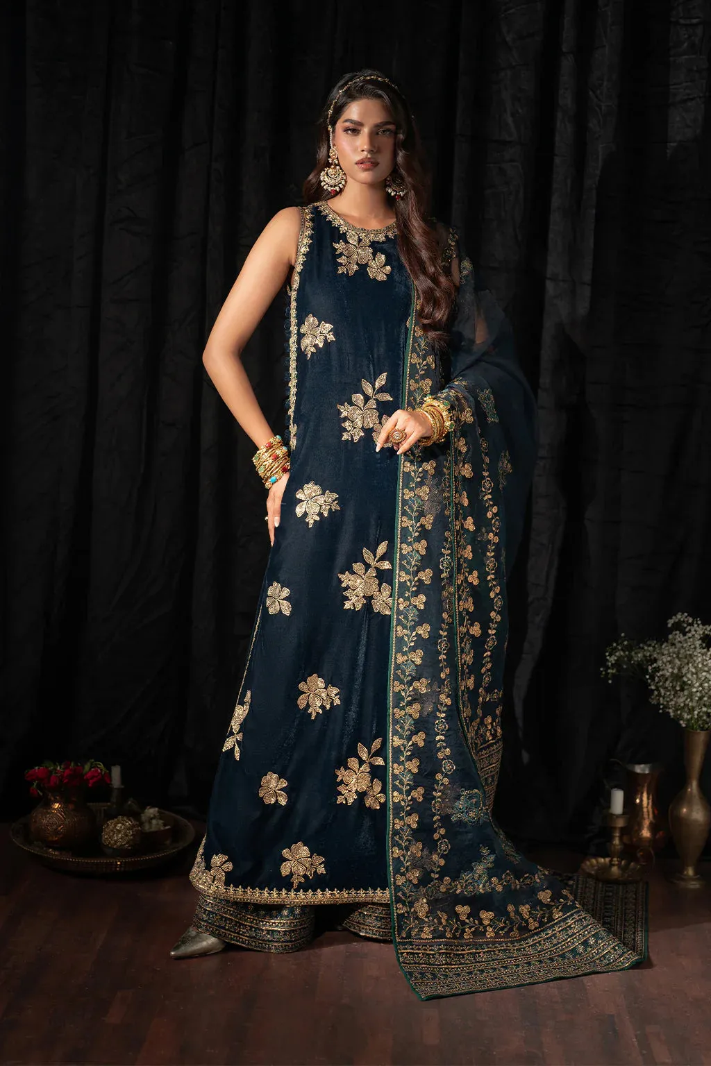 Iznik Luxury 9000 Micro Velvet Embroidered Suits Unstitched IV-51