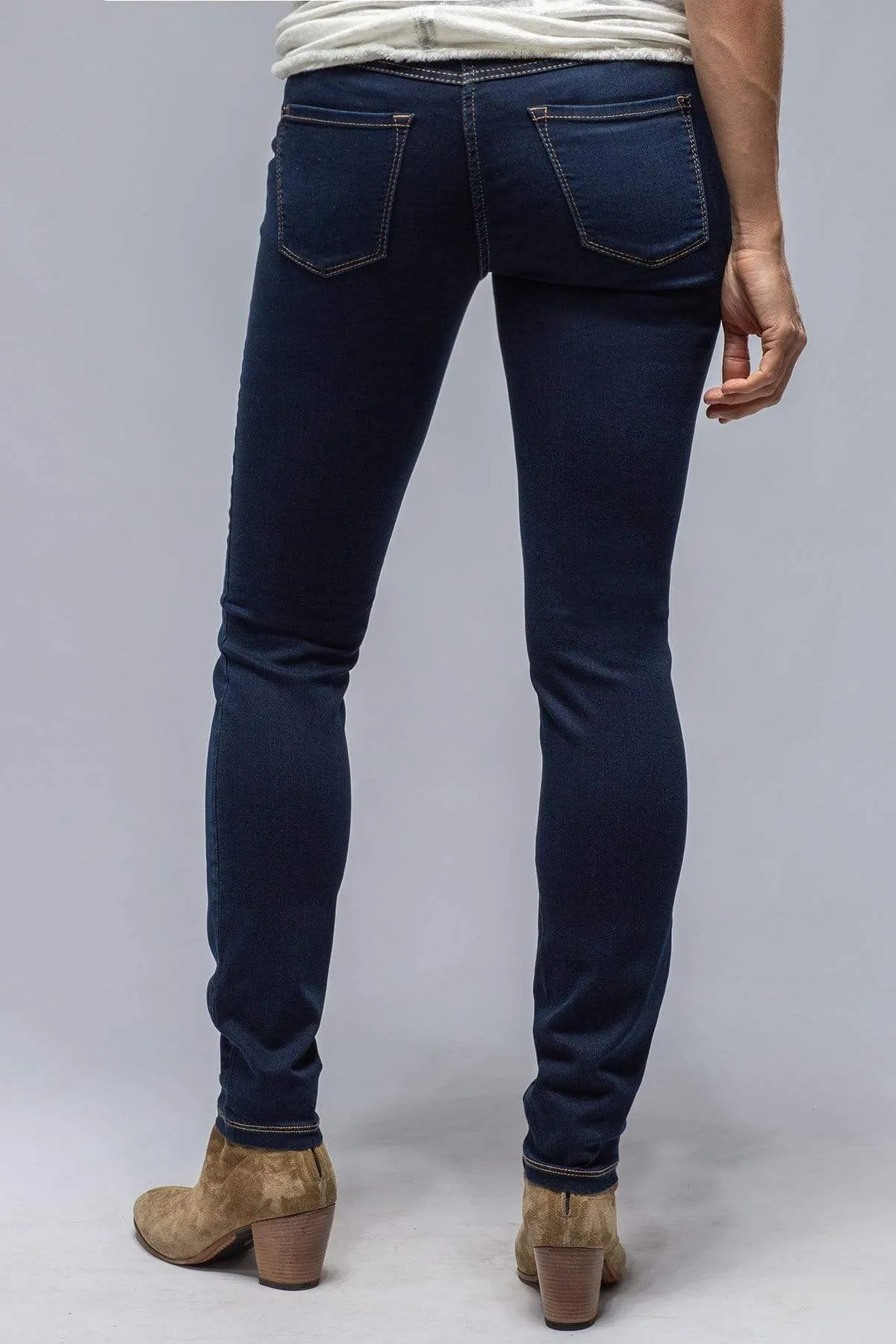 MAC Dream Skinny in Dark Authentic Wash
