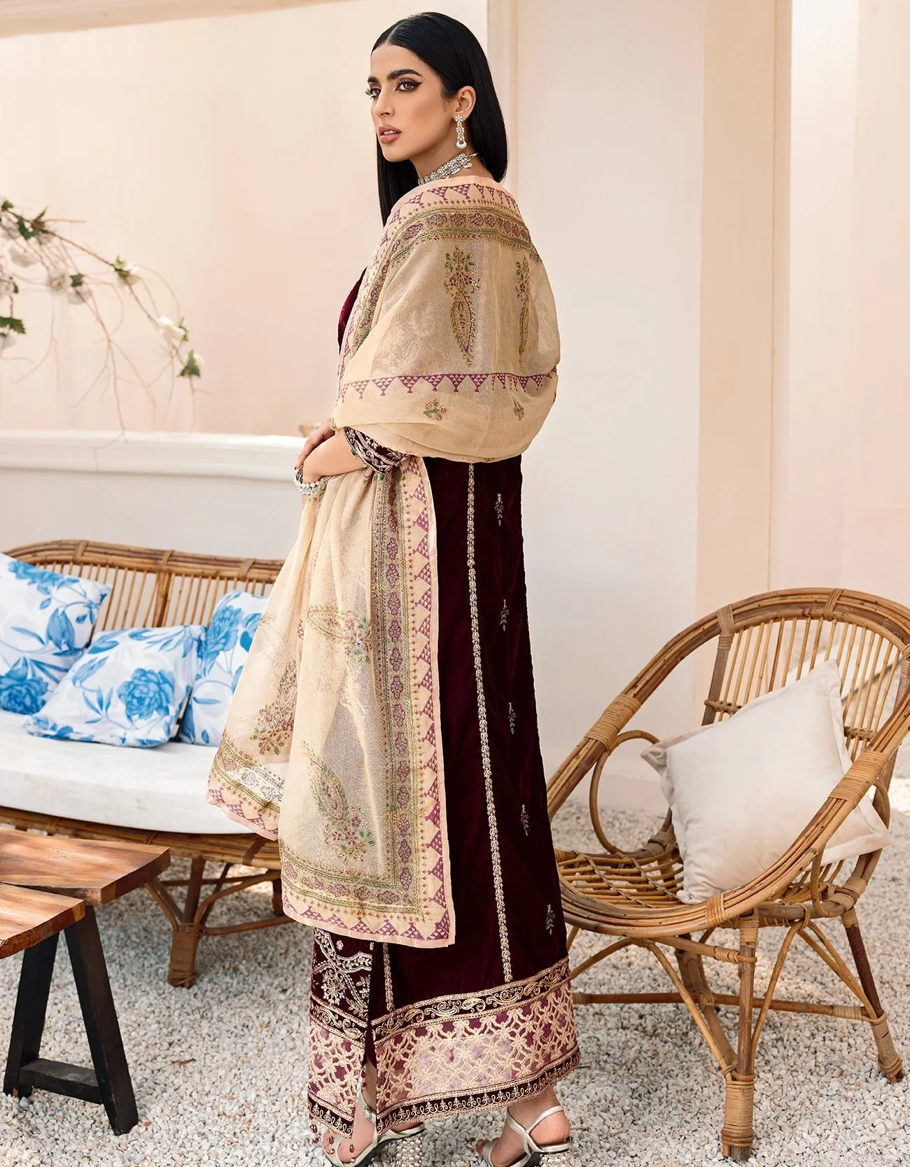 MK-304 | Emaan Adeel Makhmal Collection 2022 | Unstitched & Stitched Embroidered  Valvet Suits