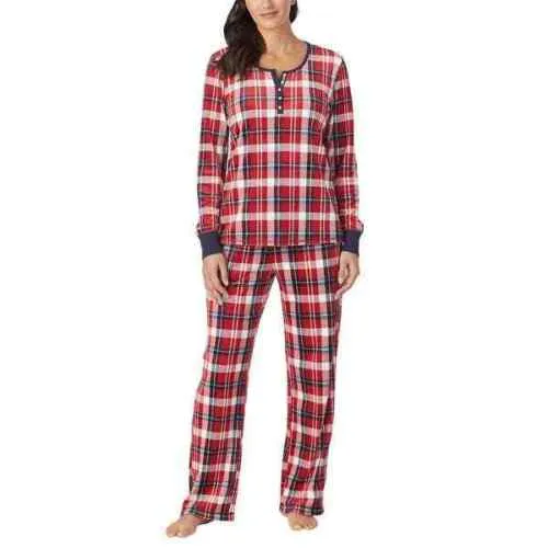 Nautica 2Piece Women's Silky Stretch Fleece Sleepwear Set