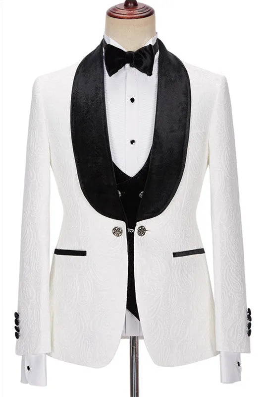 New in White Jacquard Three Pieces Wedding Men Suits with Velvet Lapel