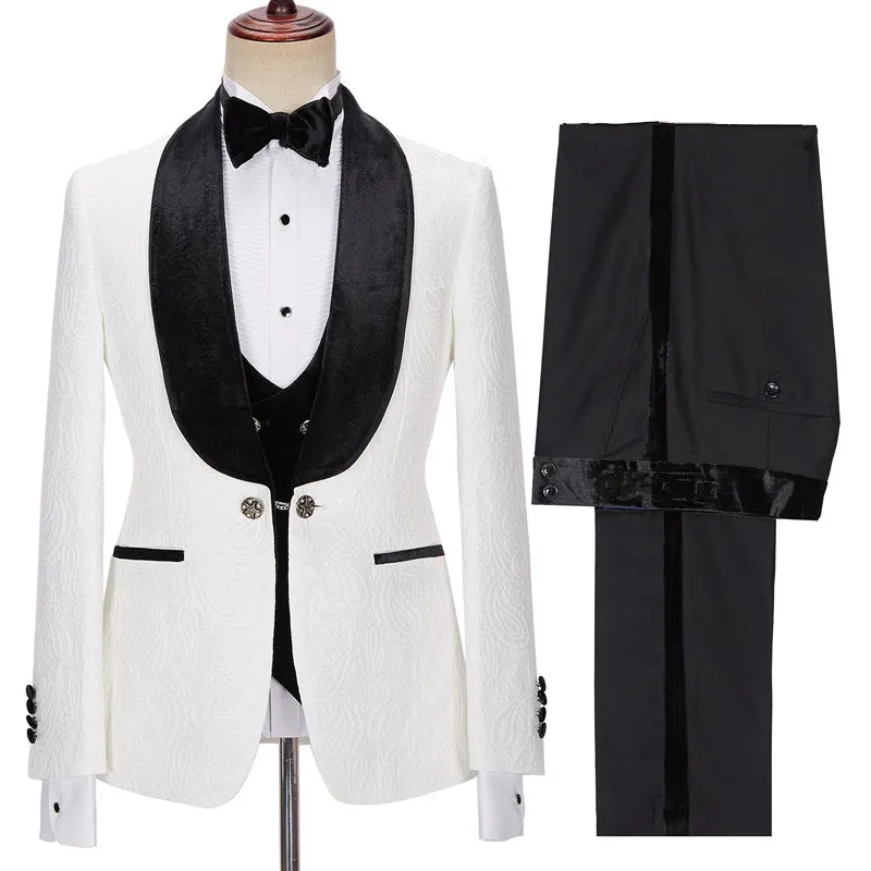 New in White Jacquard Three Pieces Wedding Men Suits with Velvet Lapel