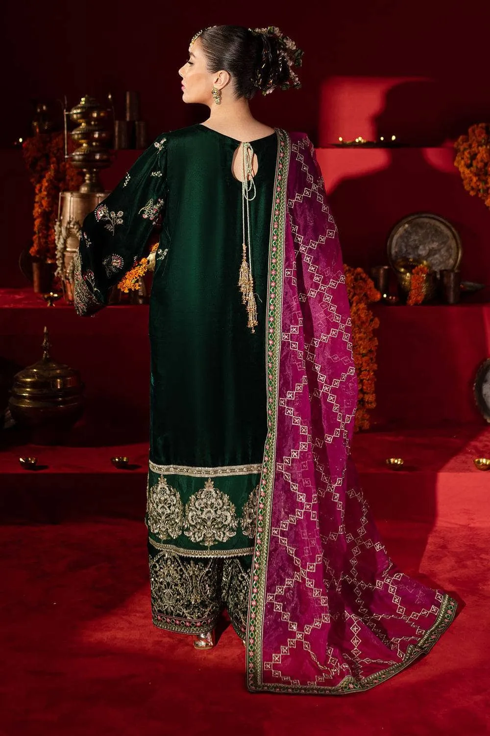 Nureh Velvet Luxury Formals 24/NW 88