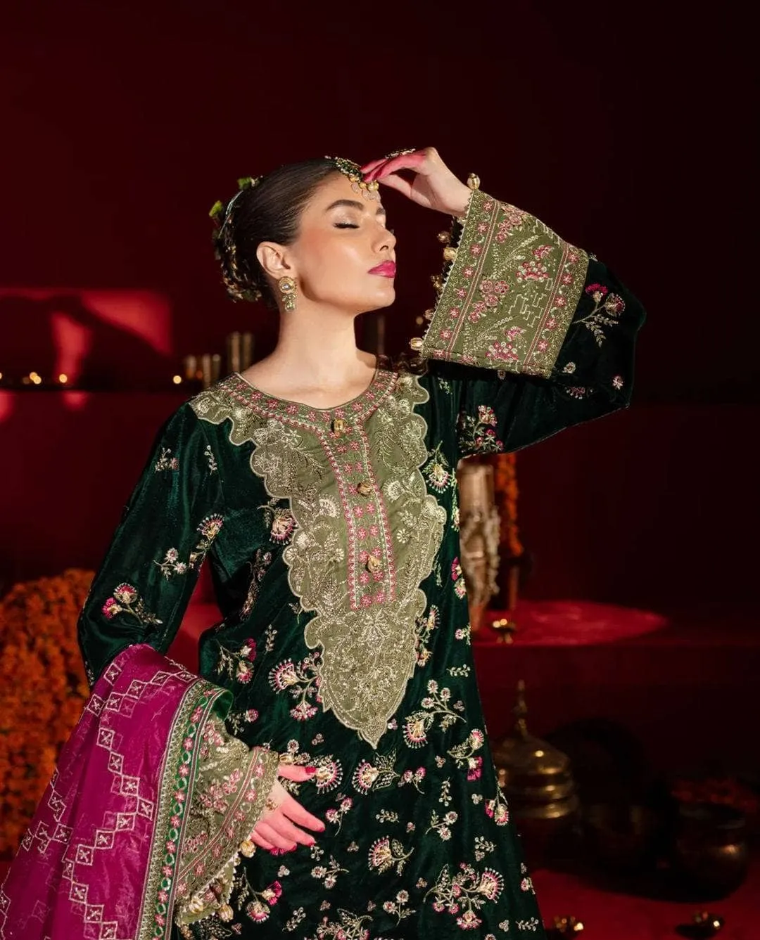 Nureh Velvet Luxury Formals 24/NW 88