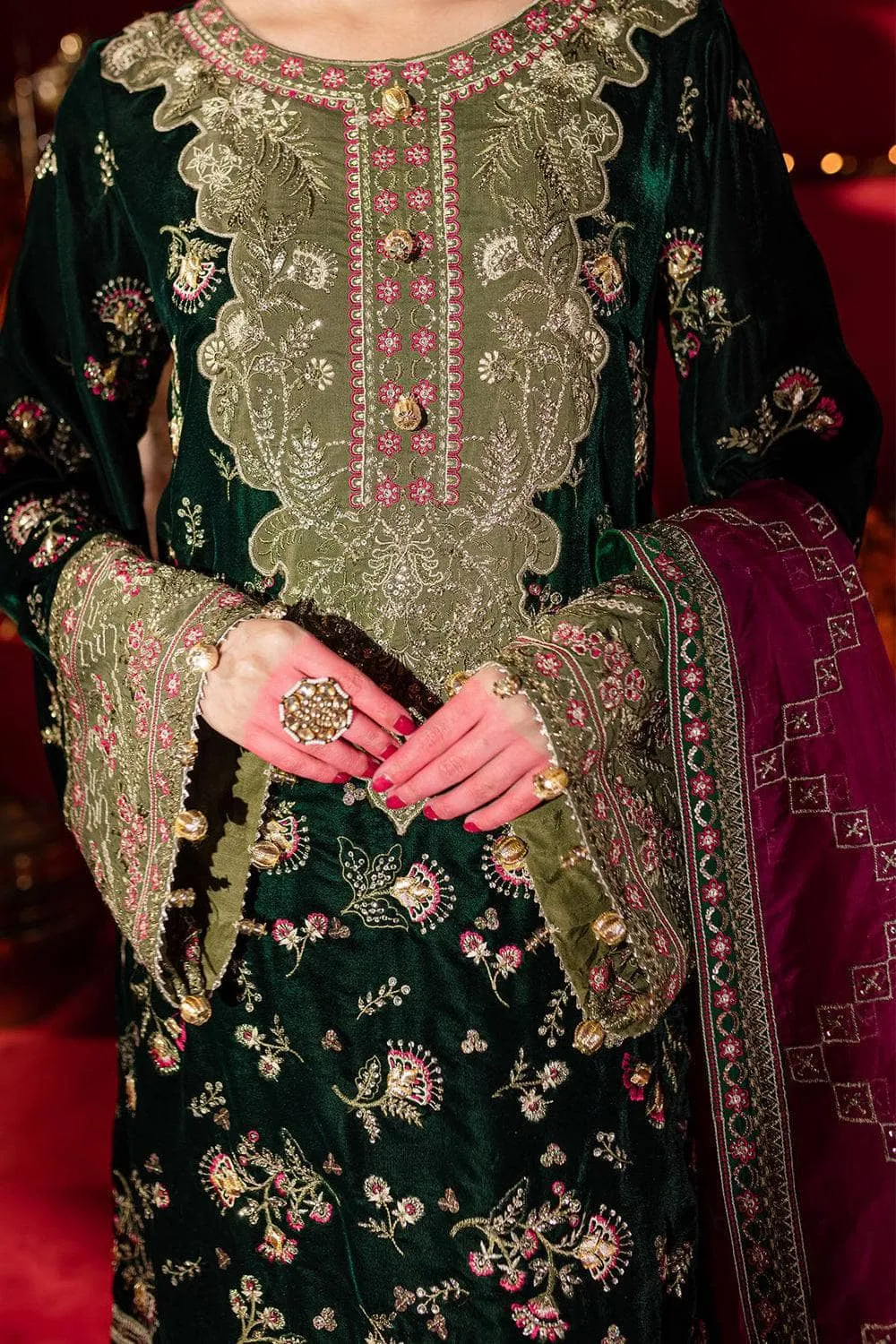 Nureh Velvet Luxury Formals 24/NW 88