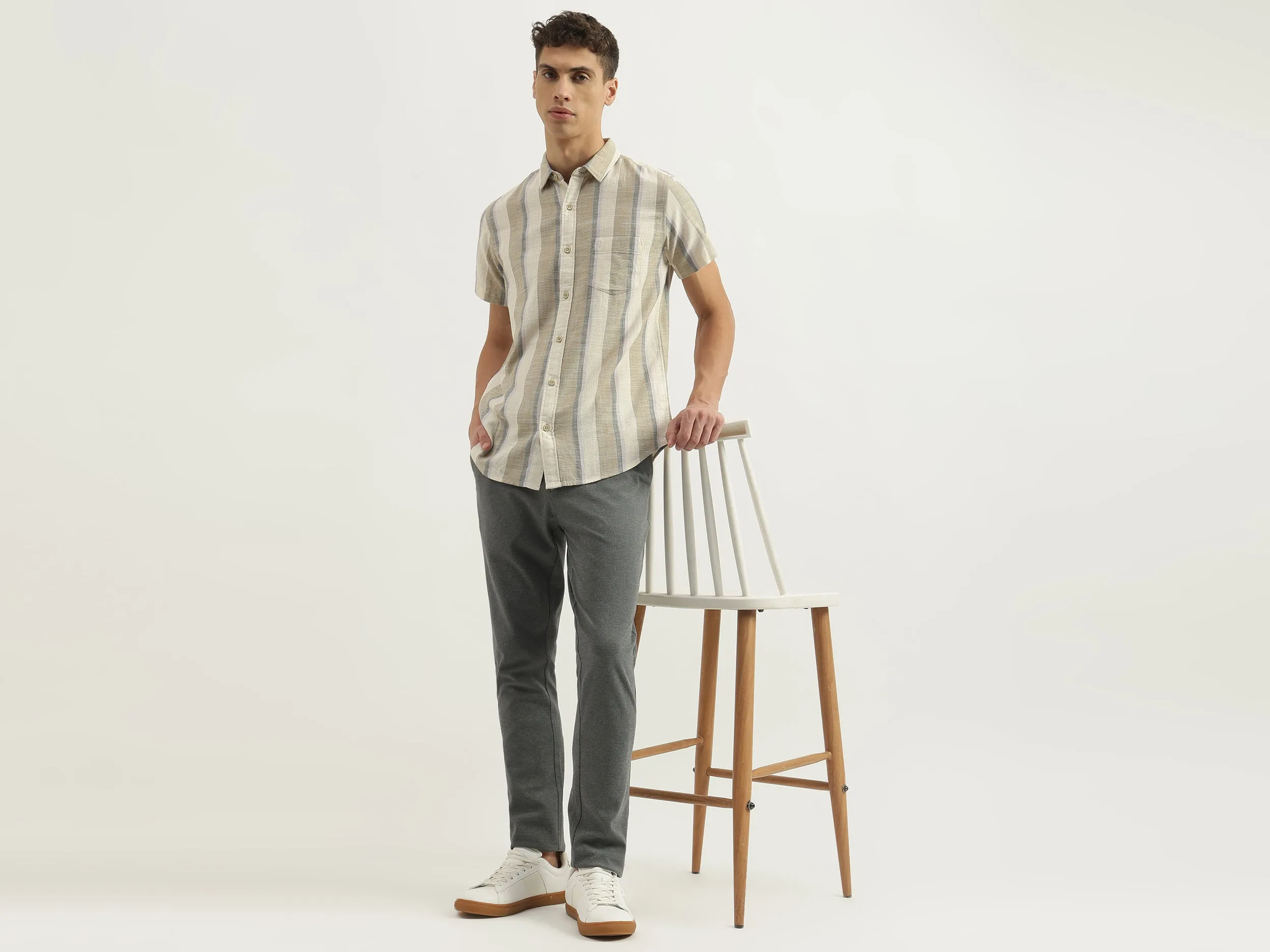 Regular Fit Spread Collar Striped Shirts