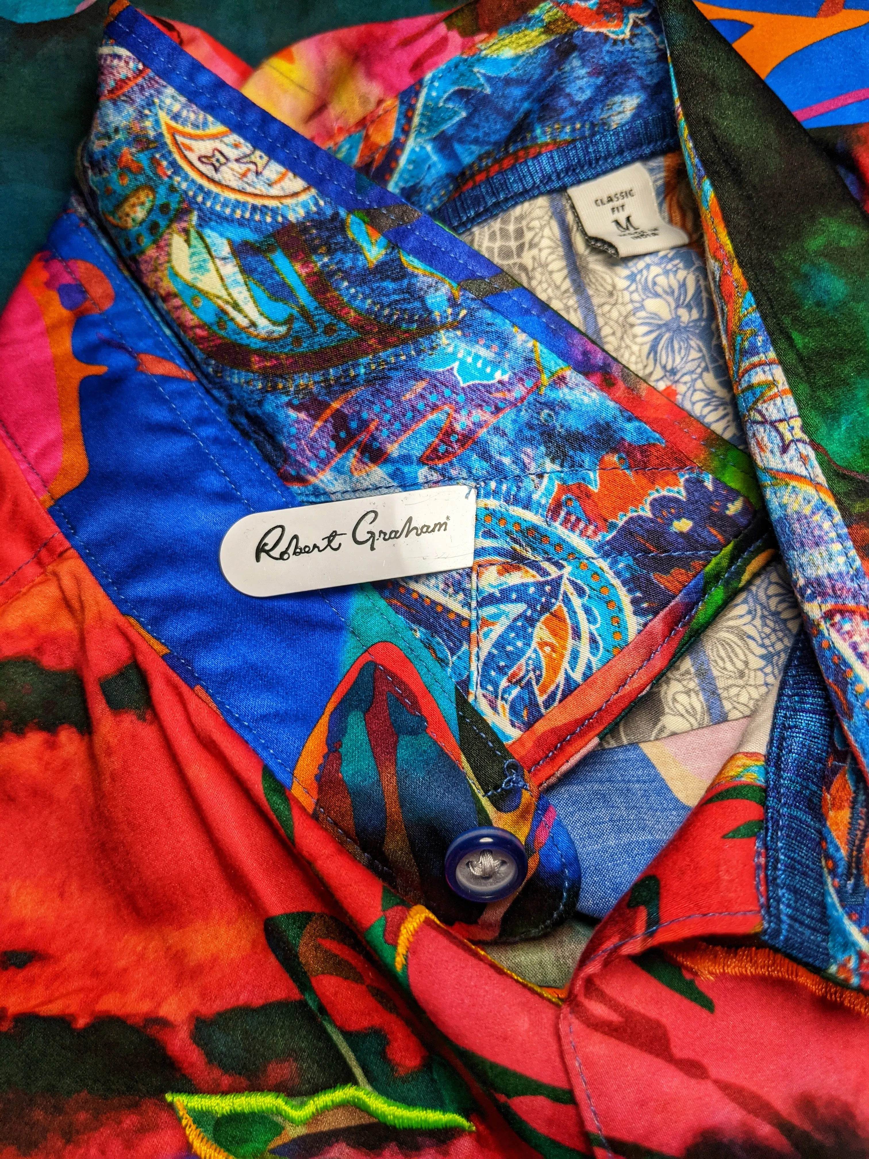 Robert Graham Cannon Beach Embroidered Short Sleeve Shirt